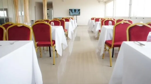 Restaurant/places to eat in Hotel Delphin-Nouadhibou