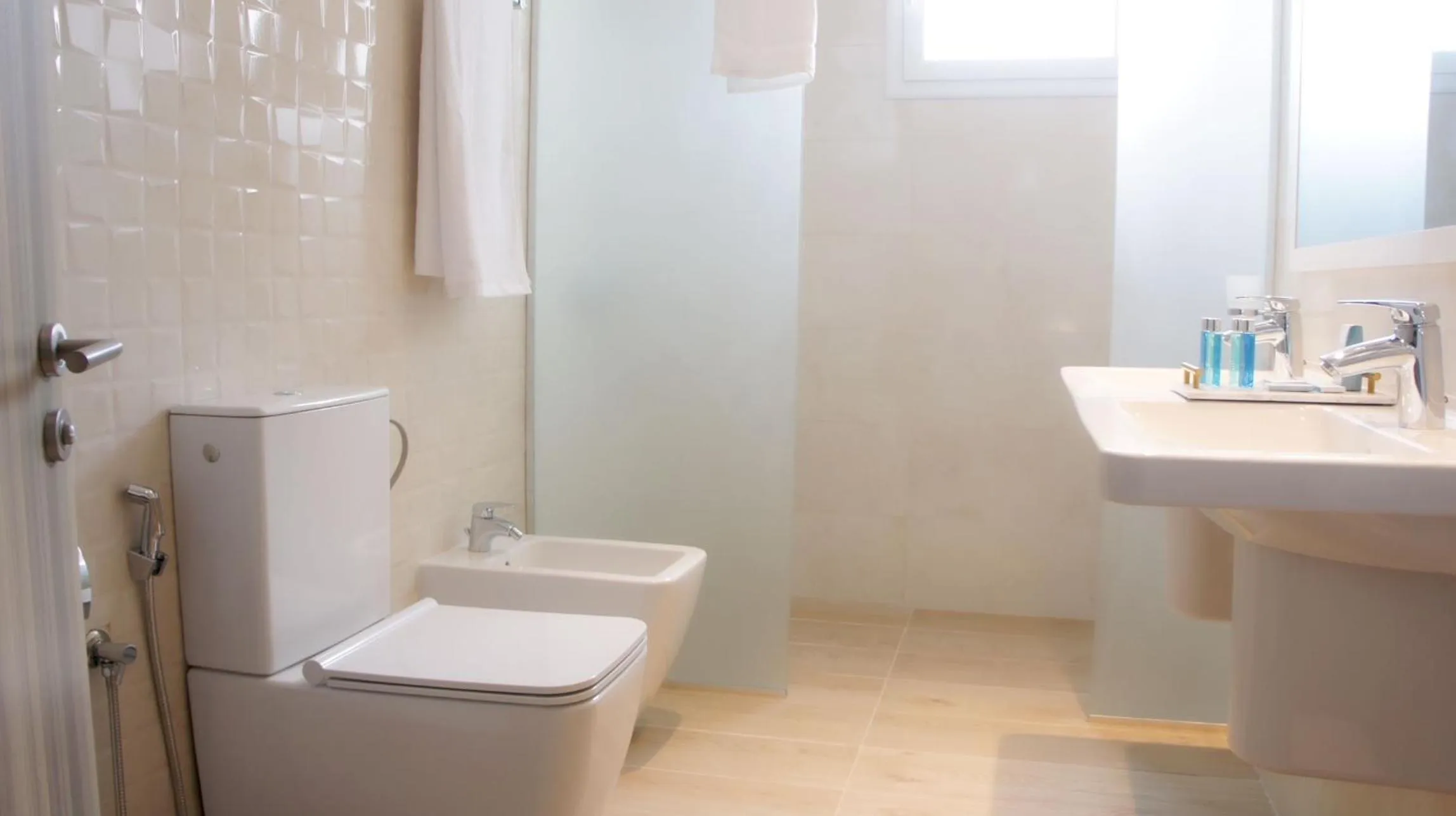 Bathroom in Hotel Delphin-Nouadhibou