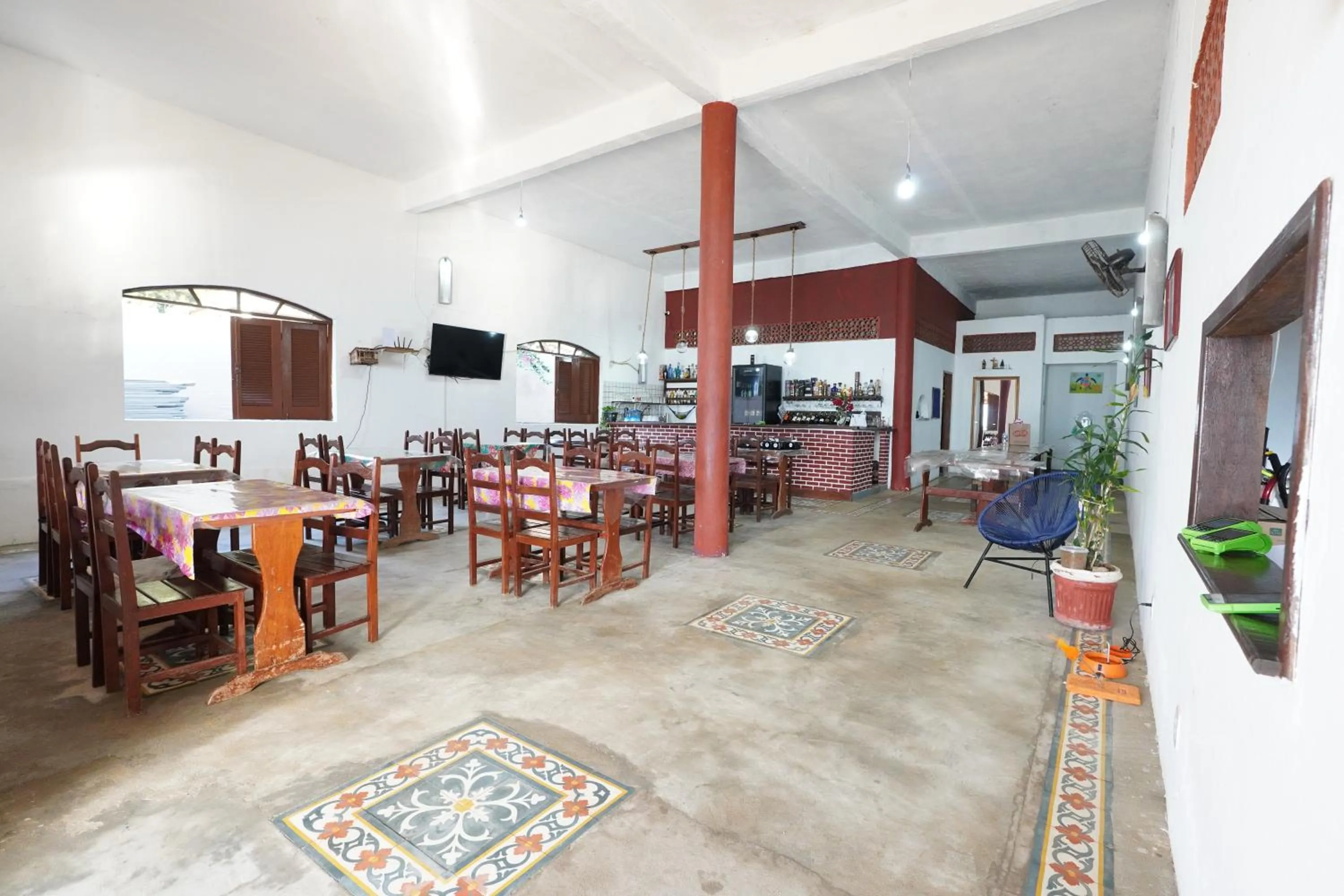 Restaurant/places to eat in Pousada Frezza Mergulho