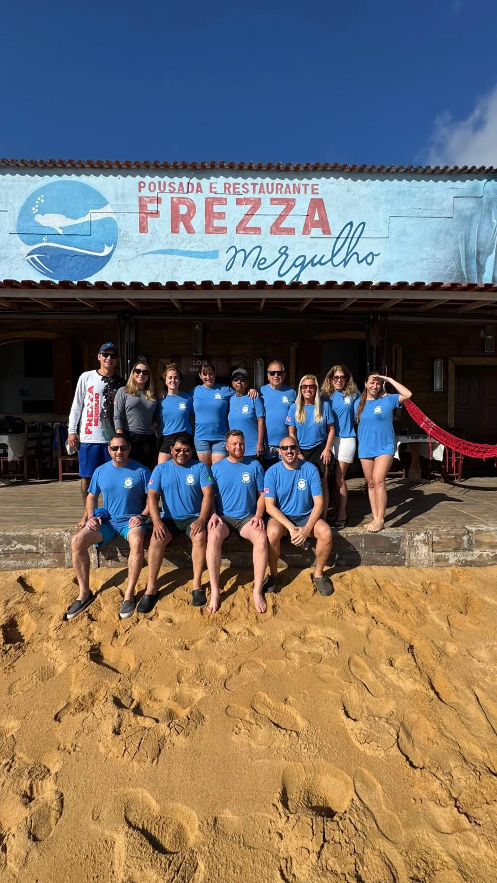 People in Pousada Frezza Mergulho