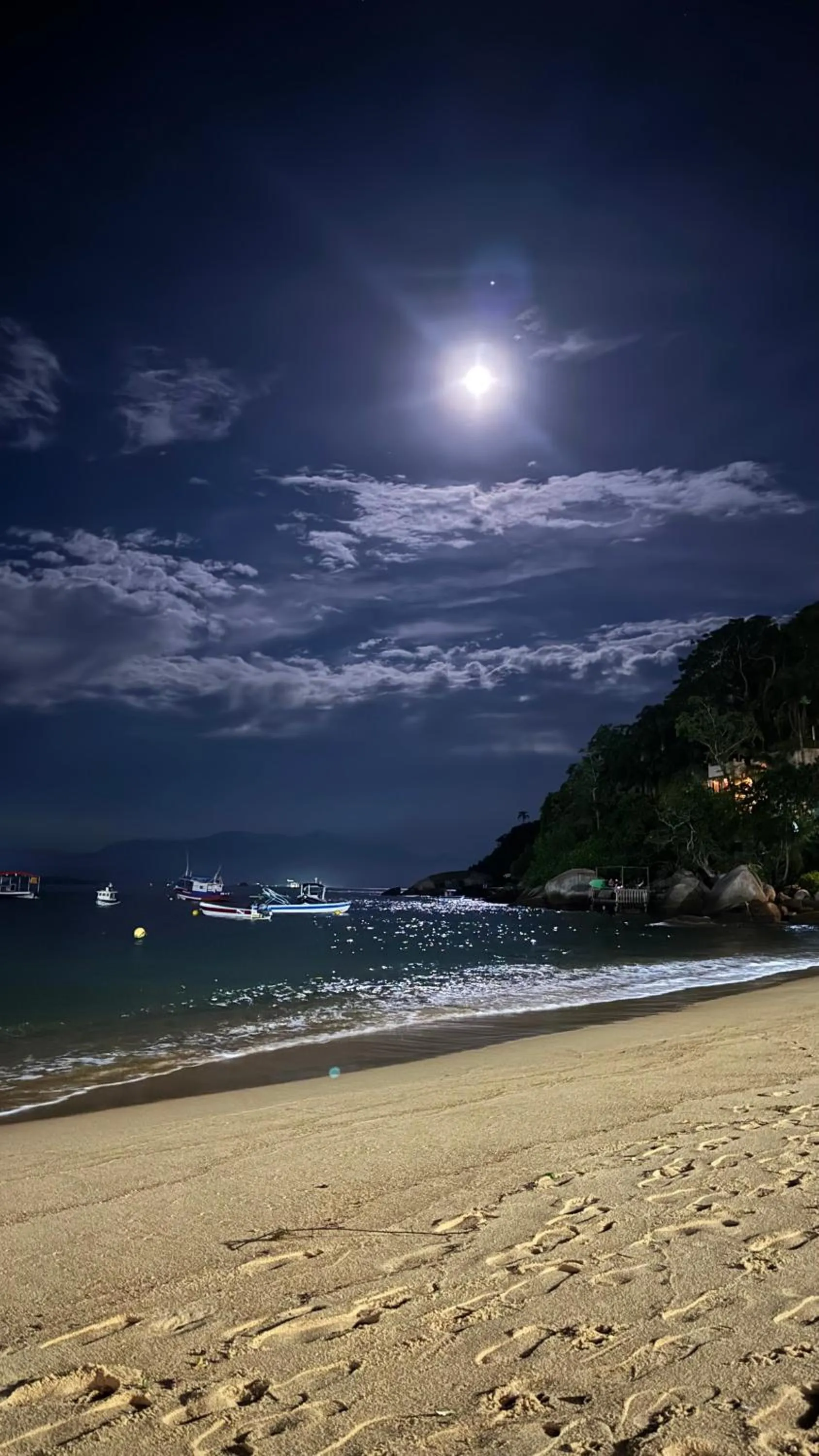 Night in Pousada Frezza Mergulho