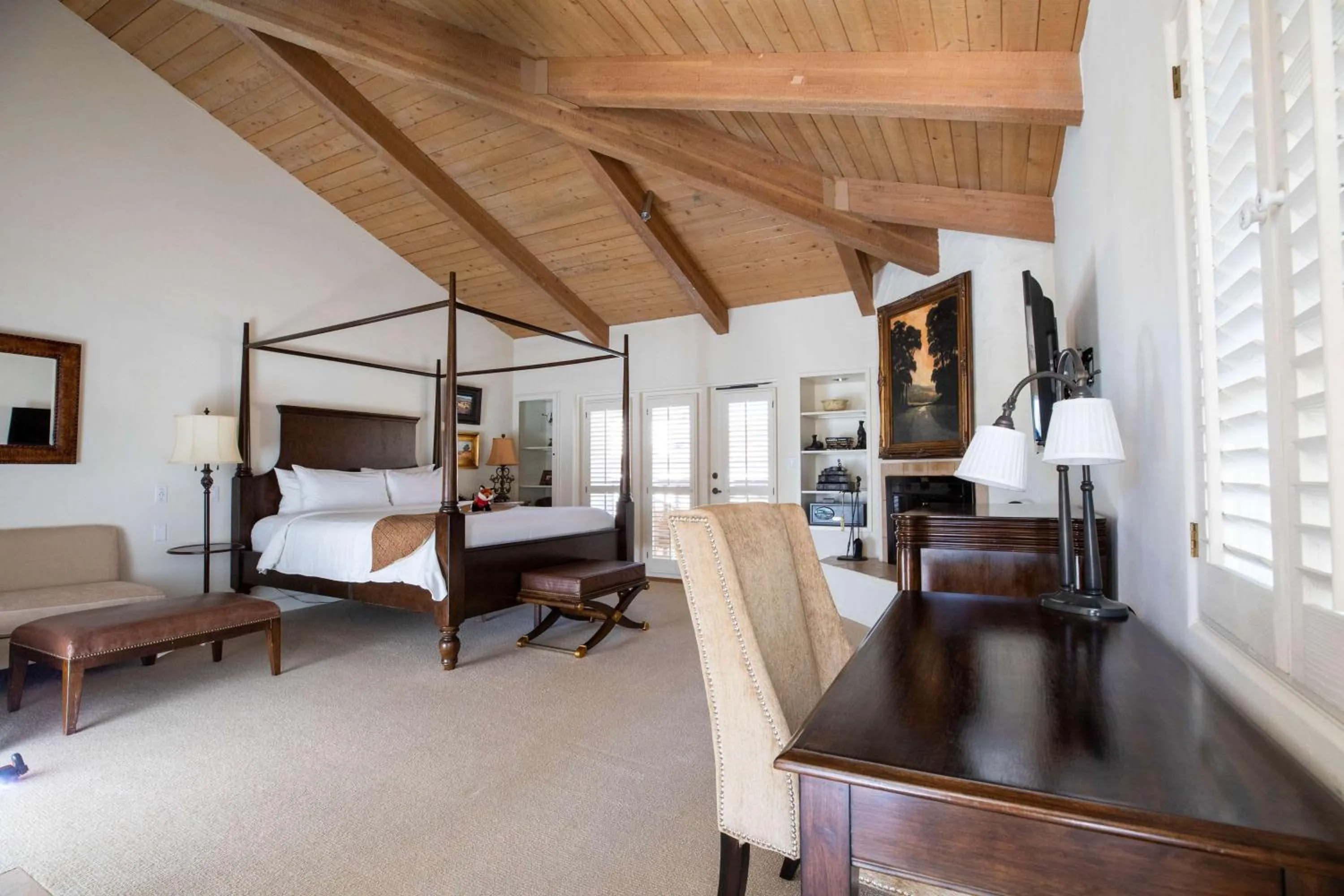 Bedroom in La Casa Del Zorro Resort & Spa