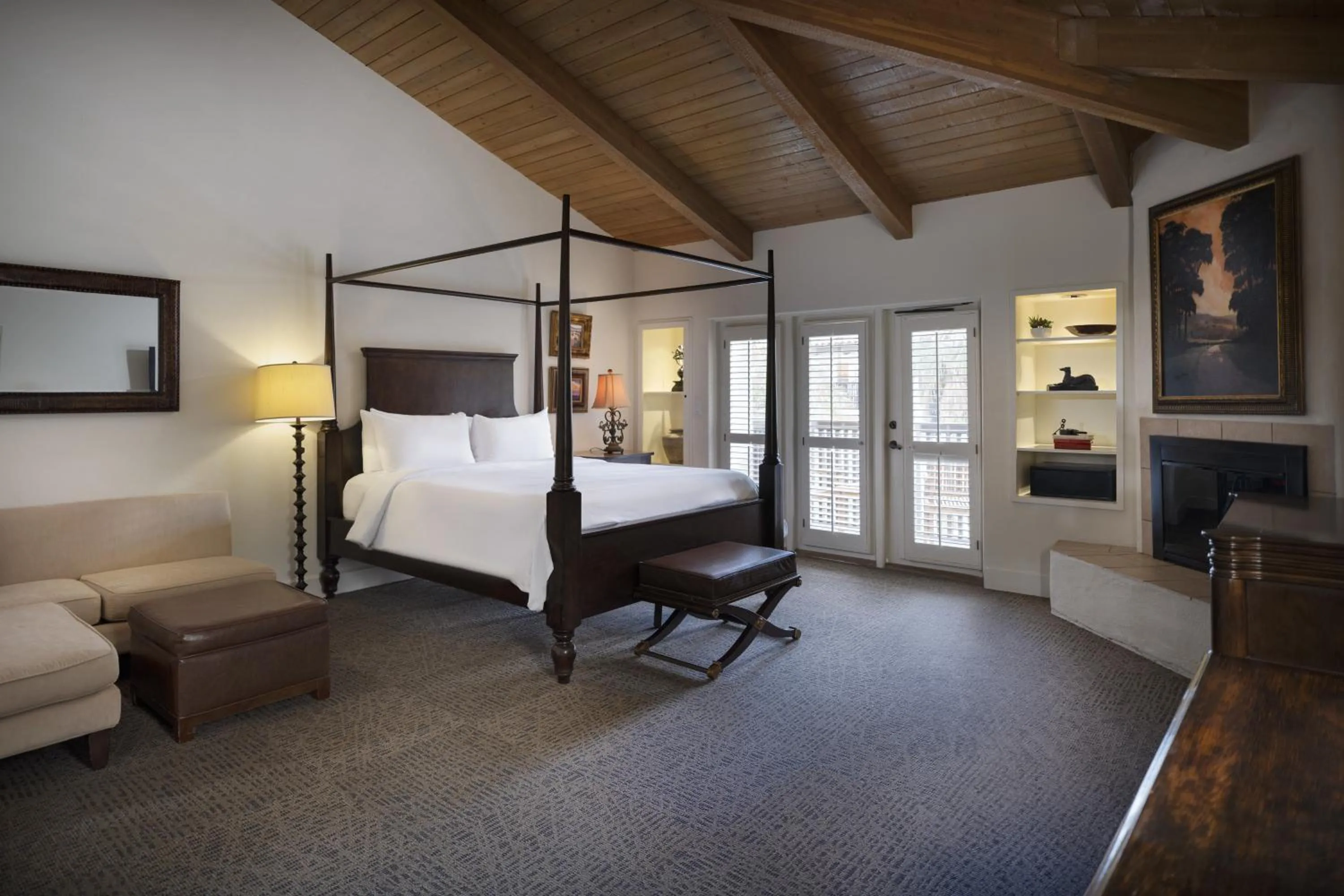 Bedroom in La Casa Del Zorro Resort & Spa