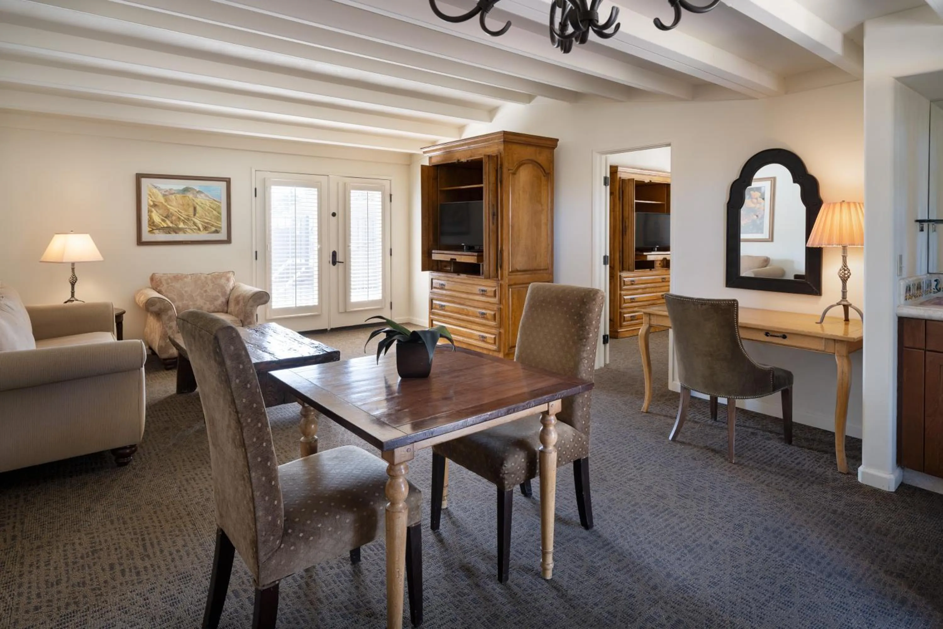 Living room in La Casa Del Zorro Resort & Spa