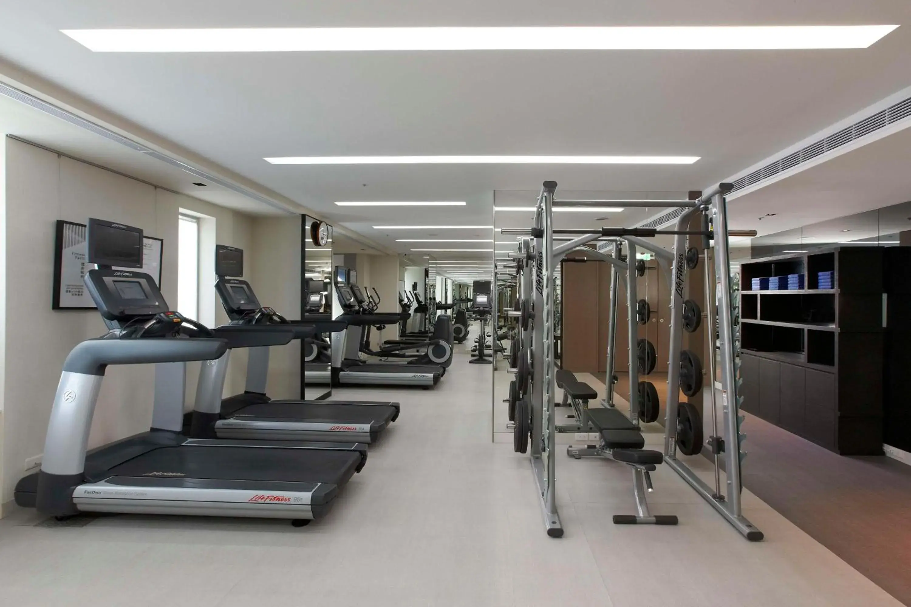 Fitness centre/facilities in Humble House Taipei, Curio Collection by Hilton Fitness centre/facilities in Humble House Taipei, Curio Collection by Hilton