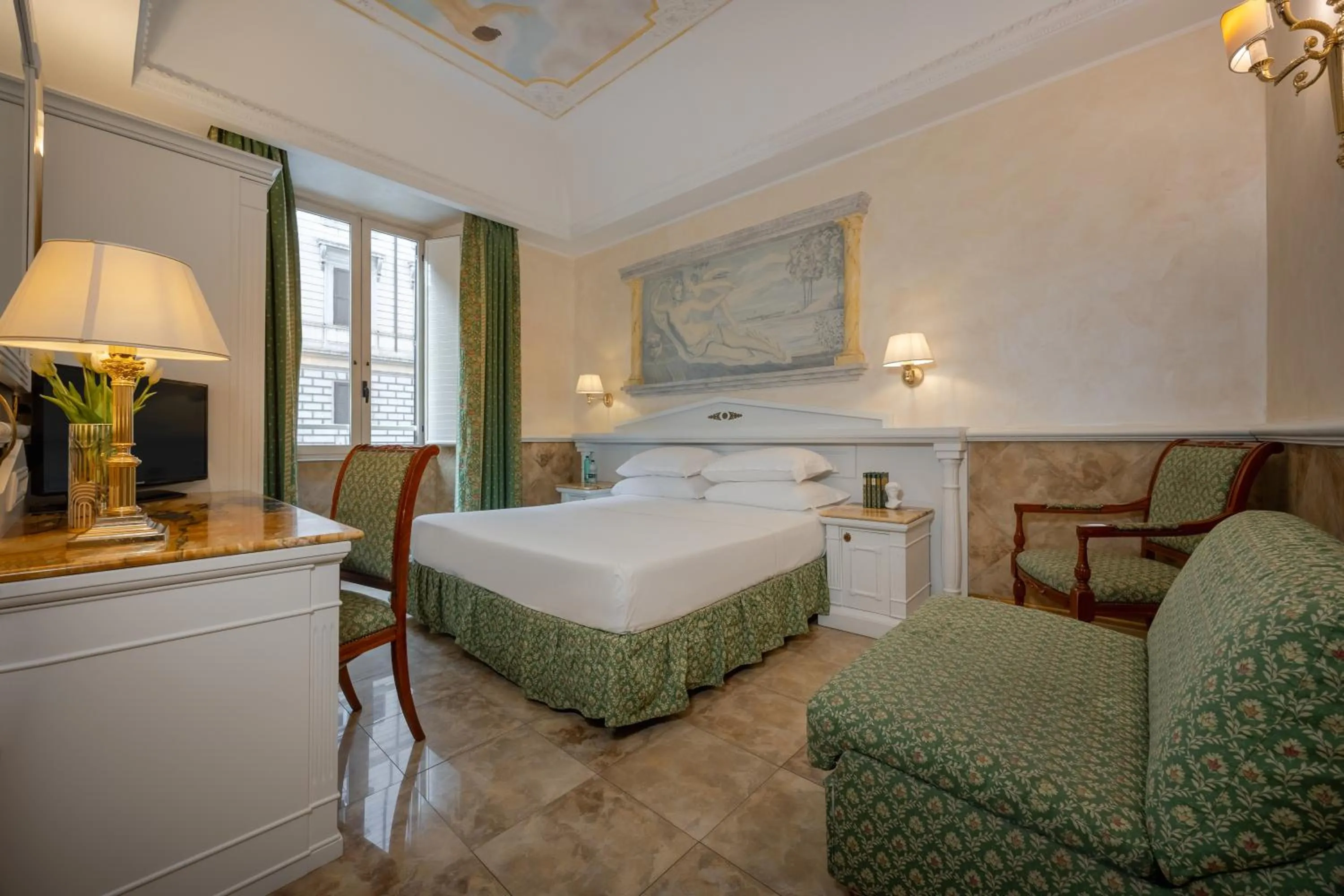 Photo of the whole room, Bed in Hotel Palladium Palace