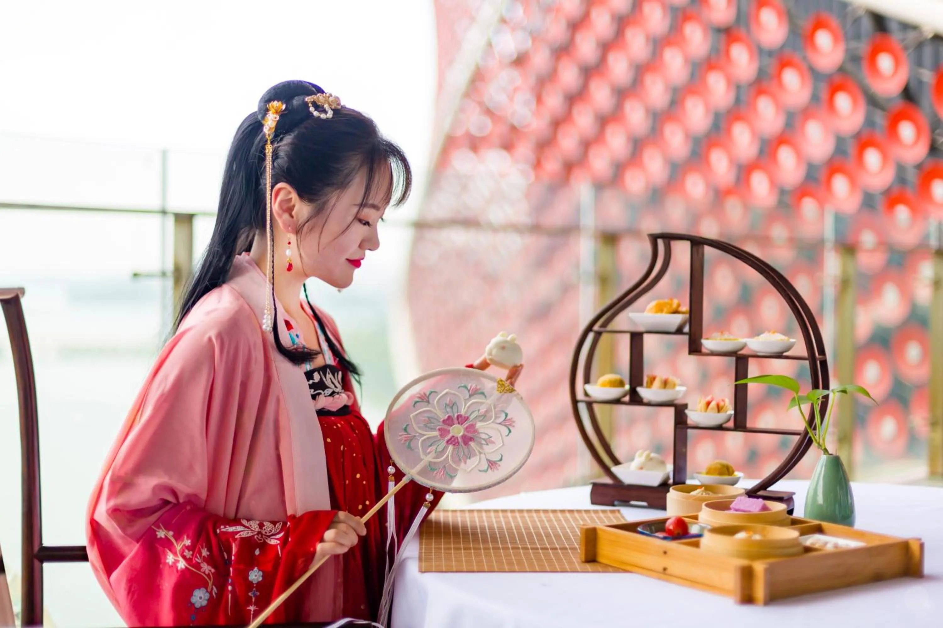 Balcony/Terrace in Wanda Reign Wuhan
