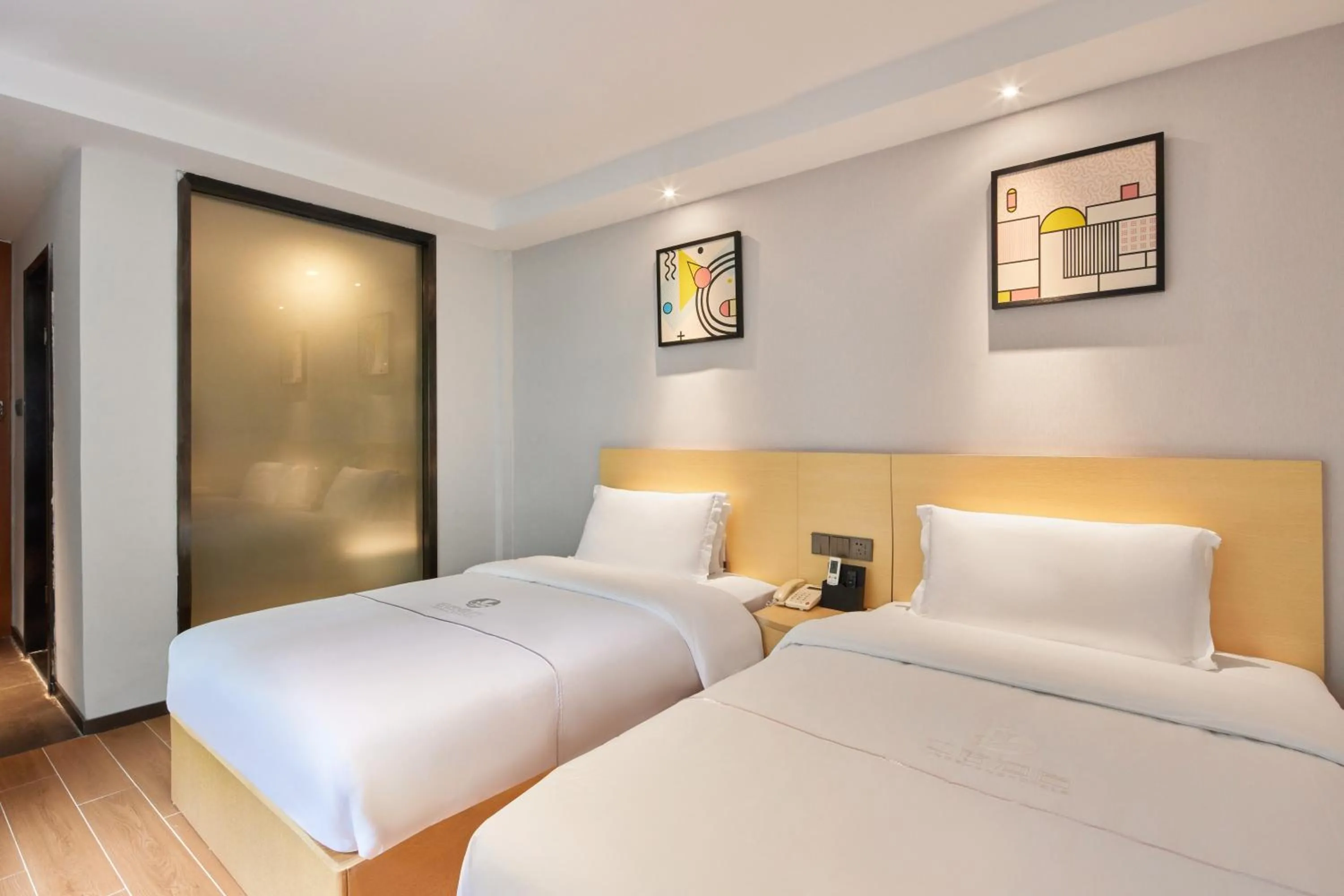 Bedroom, Bed in Insail Hotels Guangzhou XiMenKou Subway Station Branch