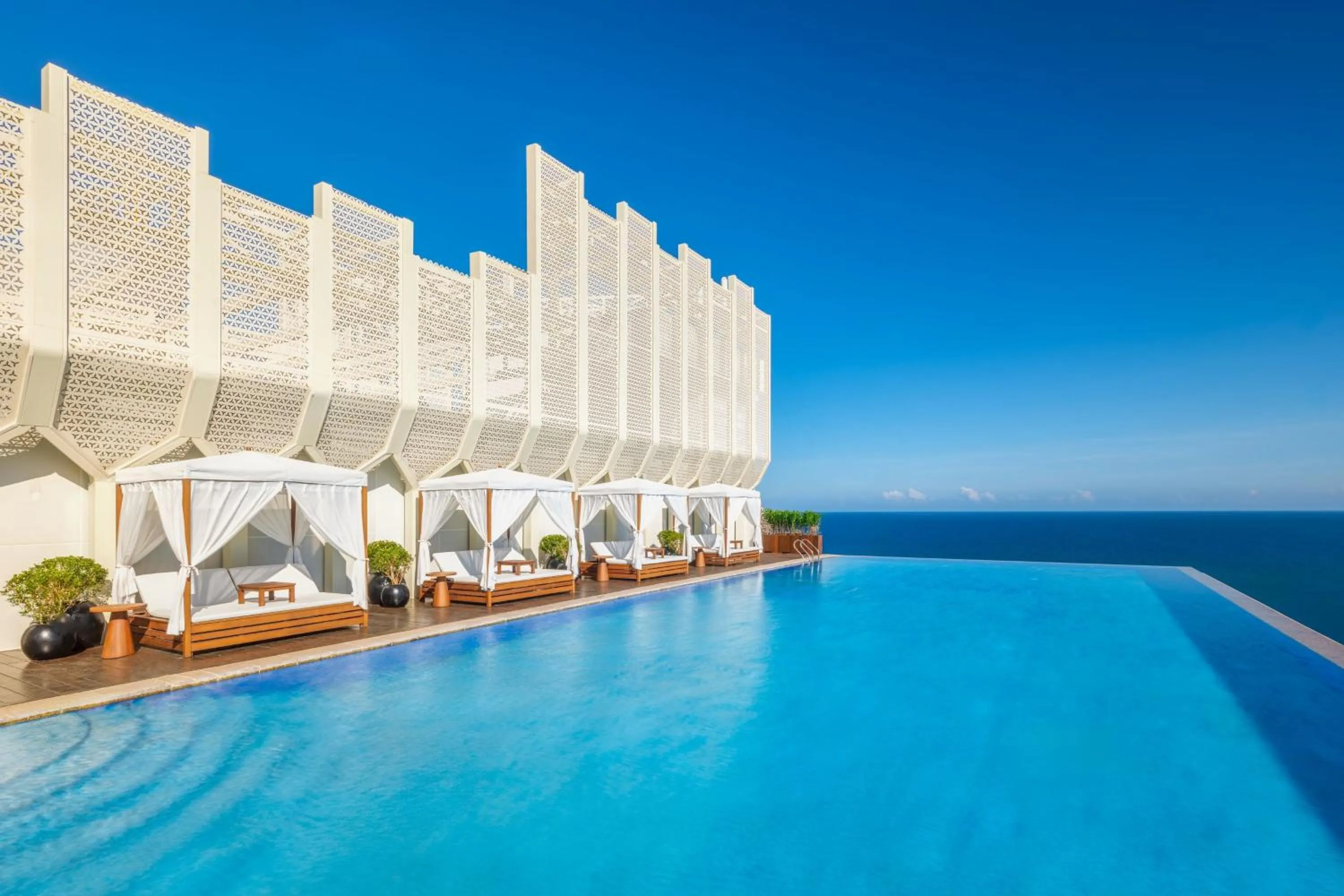 Swimming pool in The Westin Sanya Haitang Bay Resort
