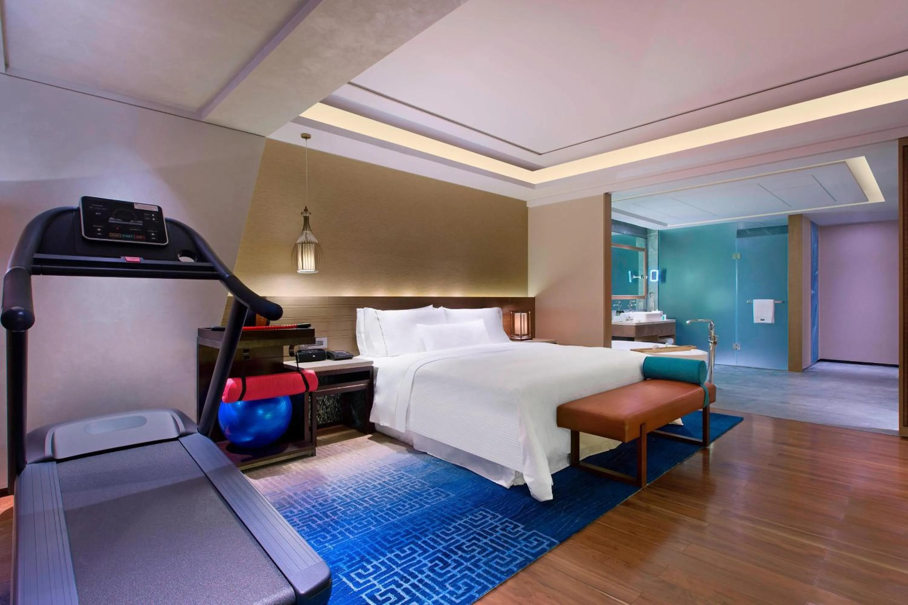 Photo of the whole room, Bed in The Westin Sanya Haitang Bay Resort