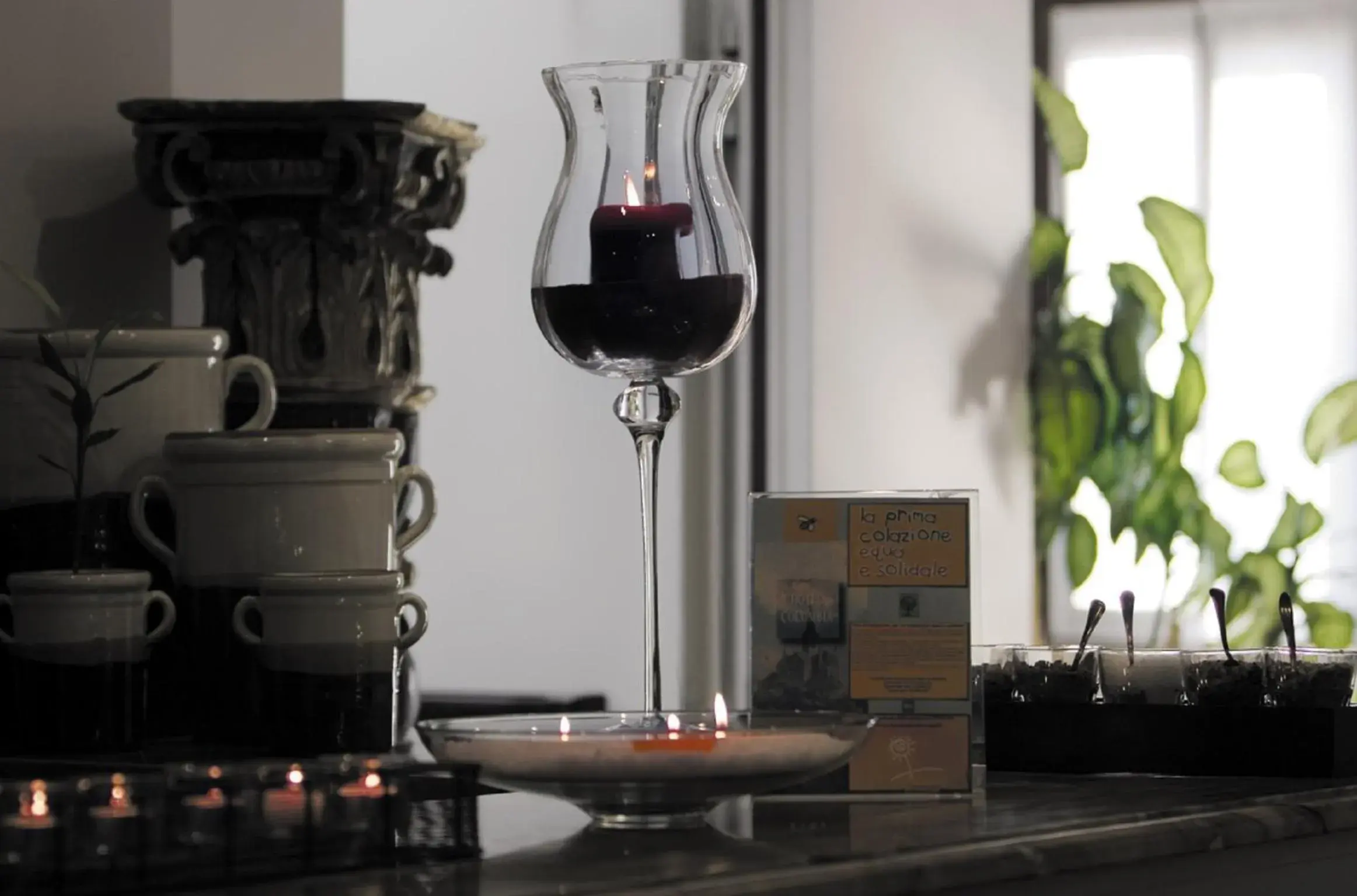 Restaurant/places to eat in Hotel Columbia Restaurant/places to eat in Hotel Columbia