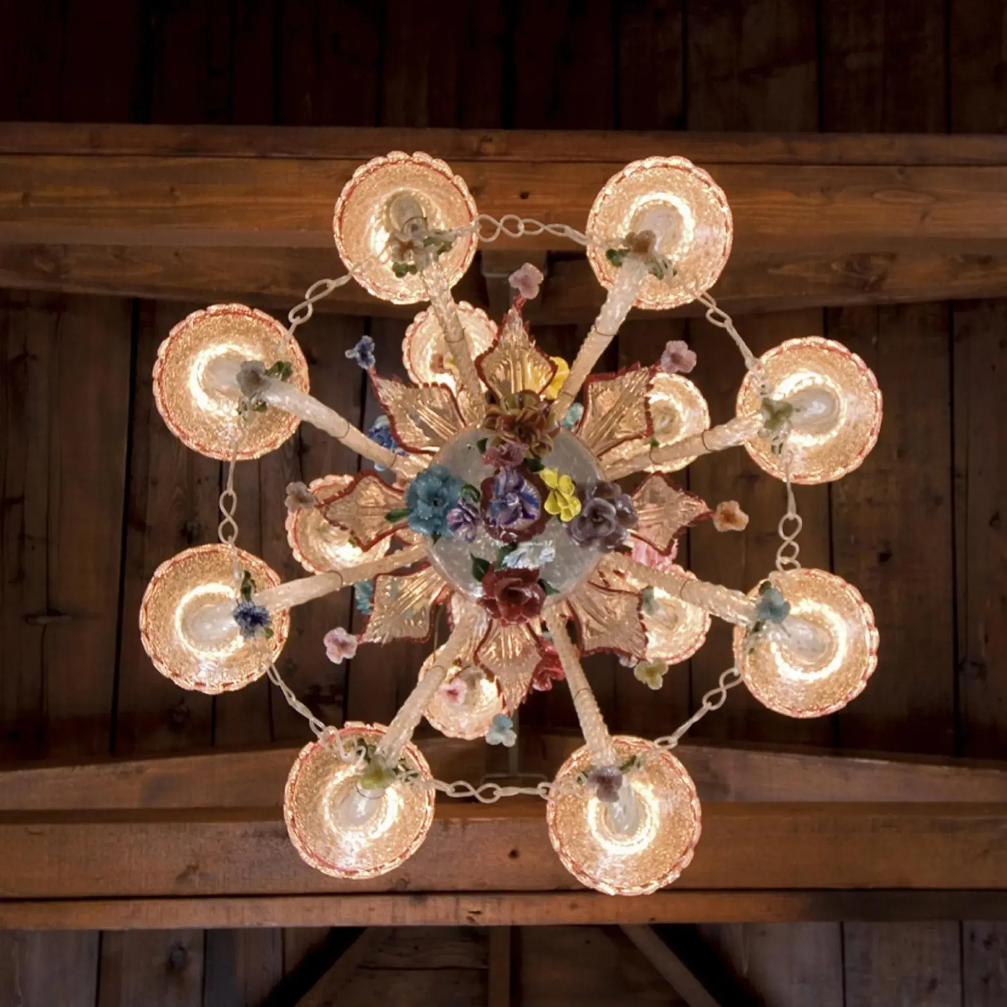 Restaurant/places to eat in Hotel Columbia Restaurant/places to eat in Hotel Columbia