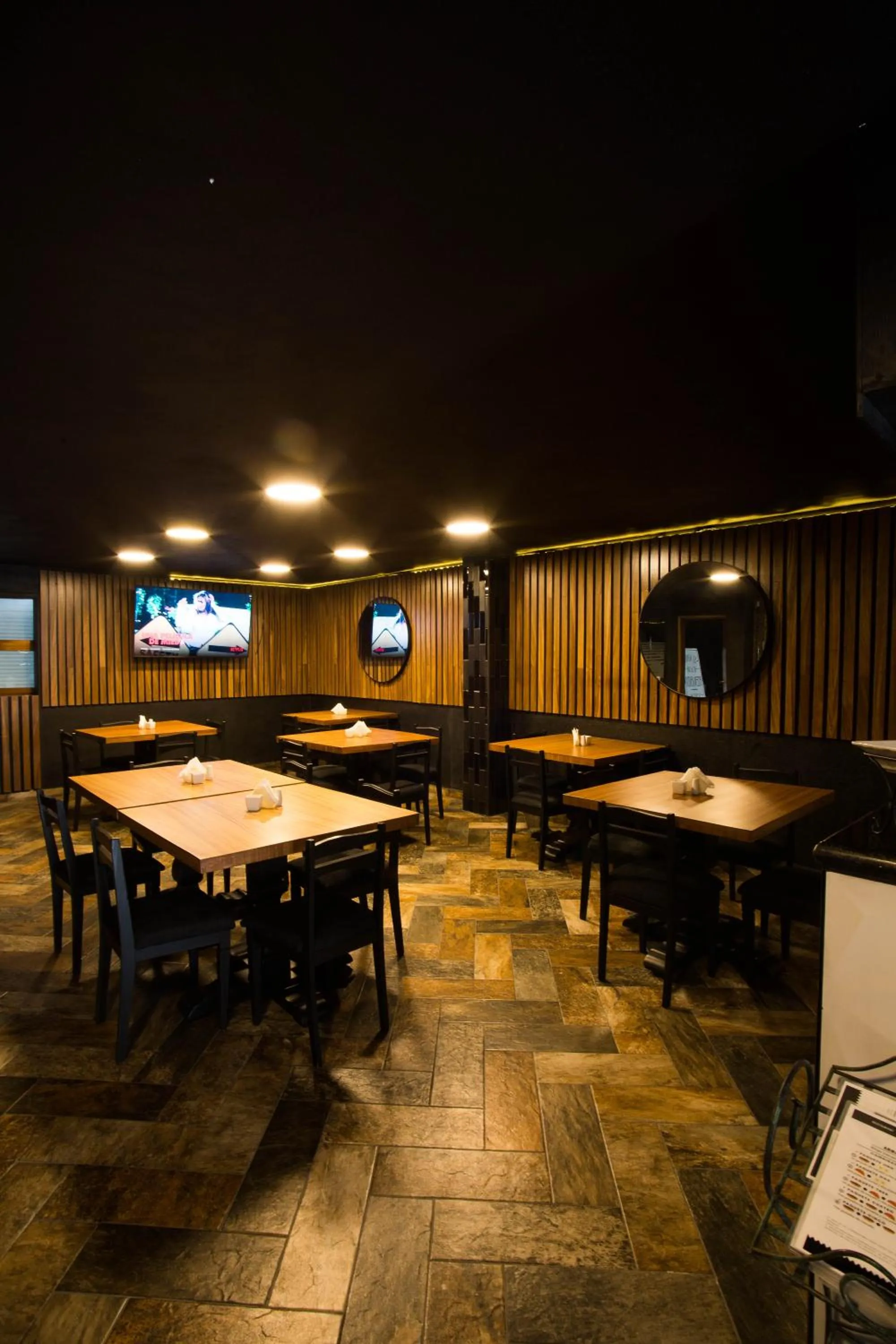 Restaurant/places to eat in Hotel Restaurant 1904