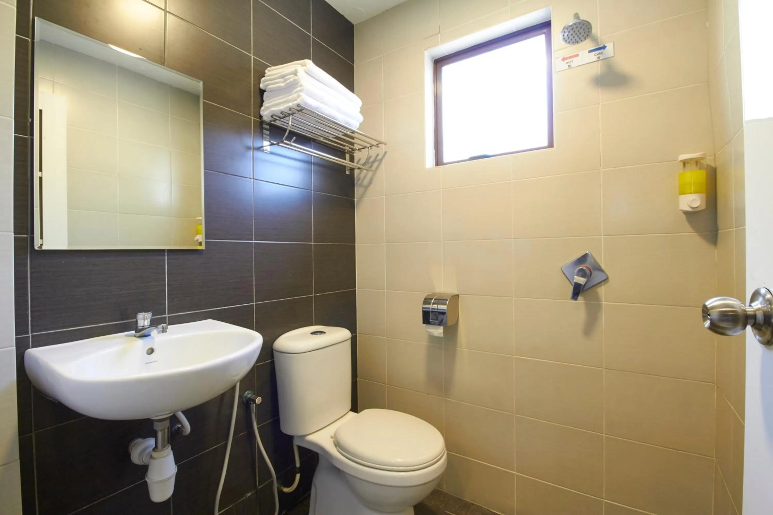 Bathroom in Kepong Hotel