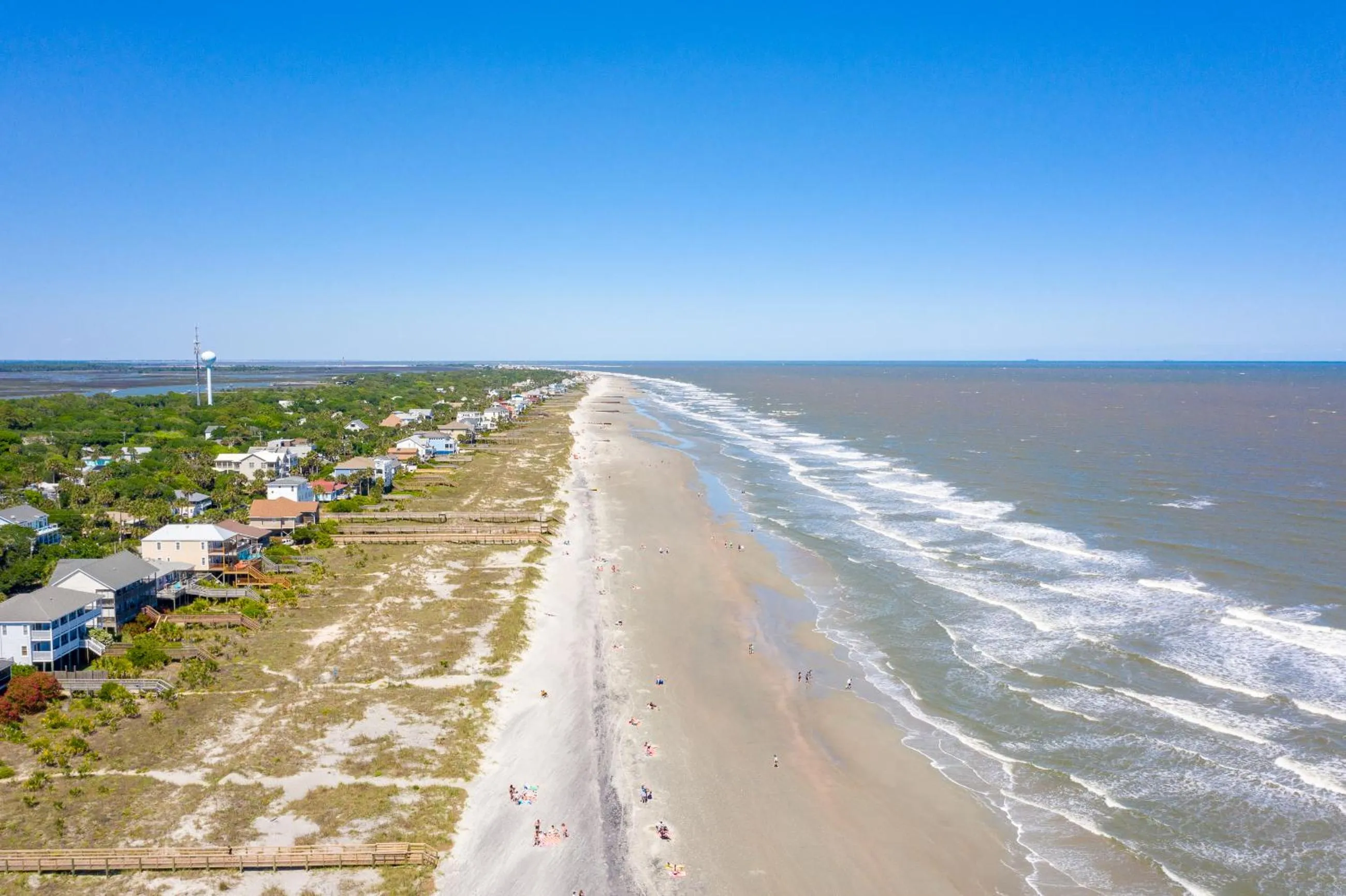 Salty Shack Unit A Dog Friendly Home Across from the Beach - Central Location