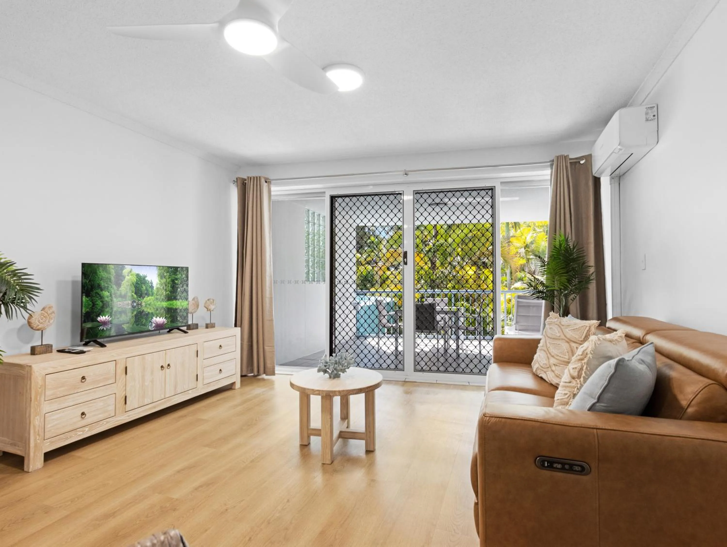 Living room in Riviera Resort