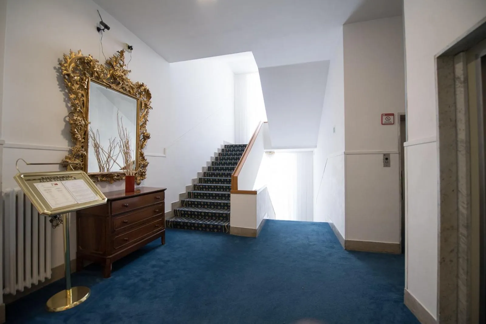 Restaurant/places to eat in Quality Hotel Nova Domus