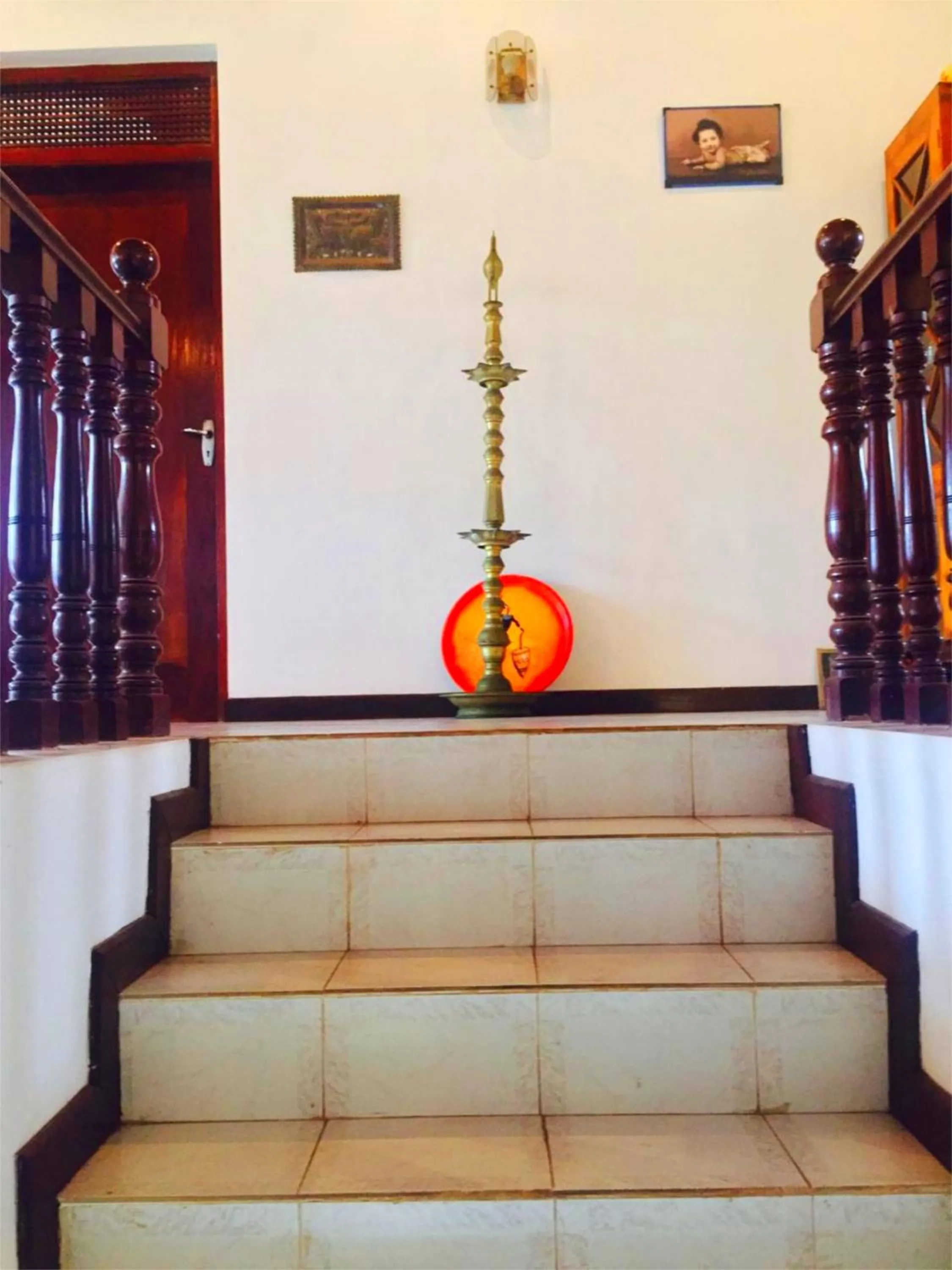 Area and facilities in Chaya Villa Guest House