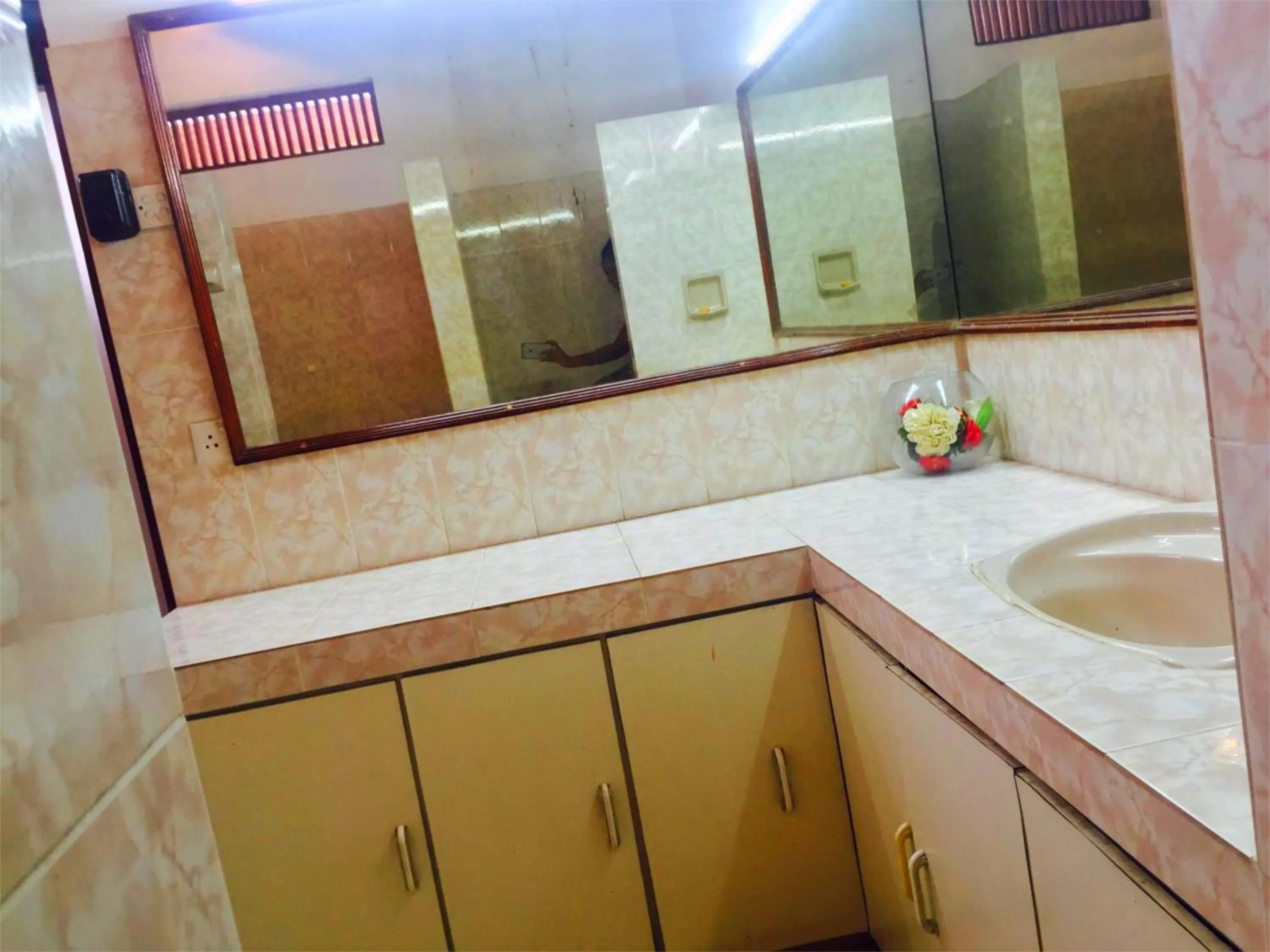 Bathroom in Chaya Villa Guest House