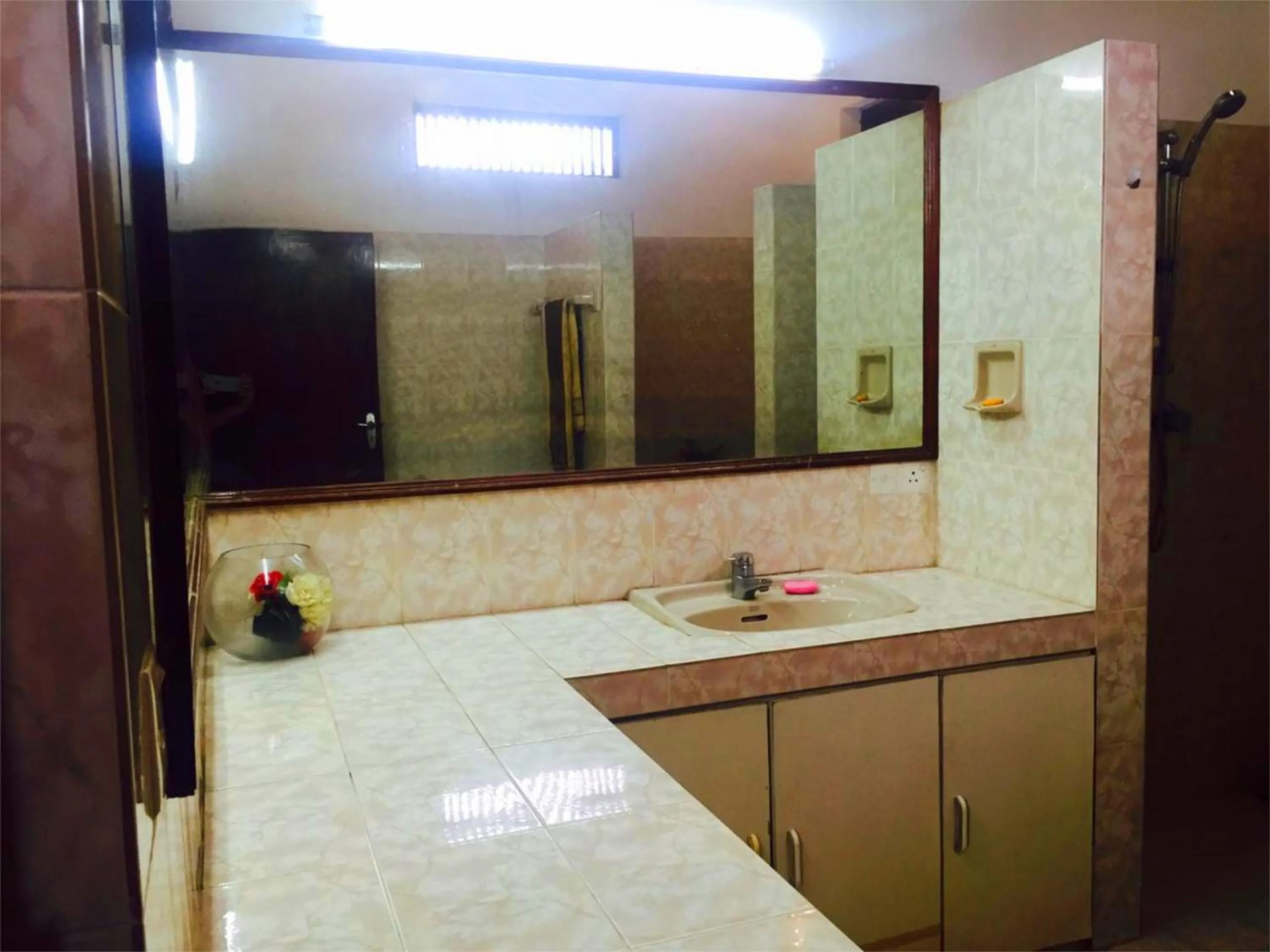 Bathroom in Chaya Villa Guest House