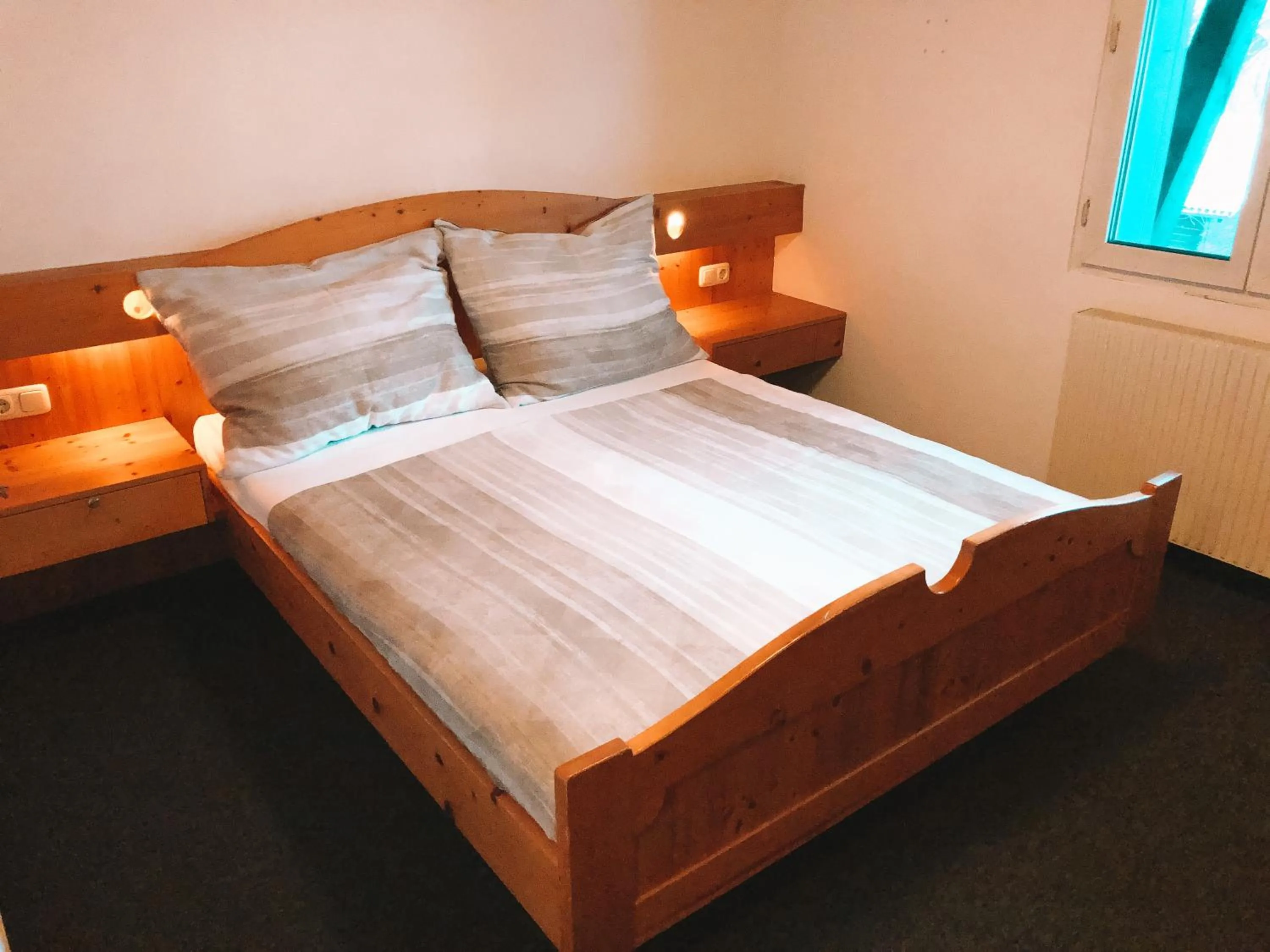 Bed in Green Natural Motel