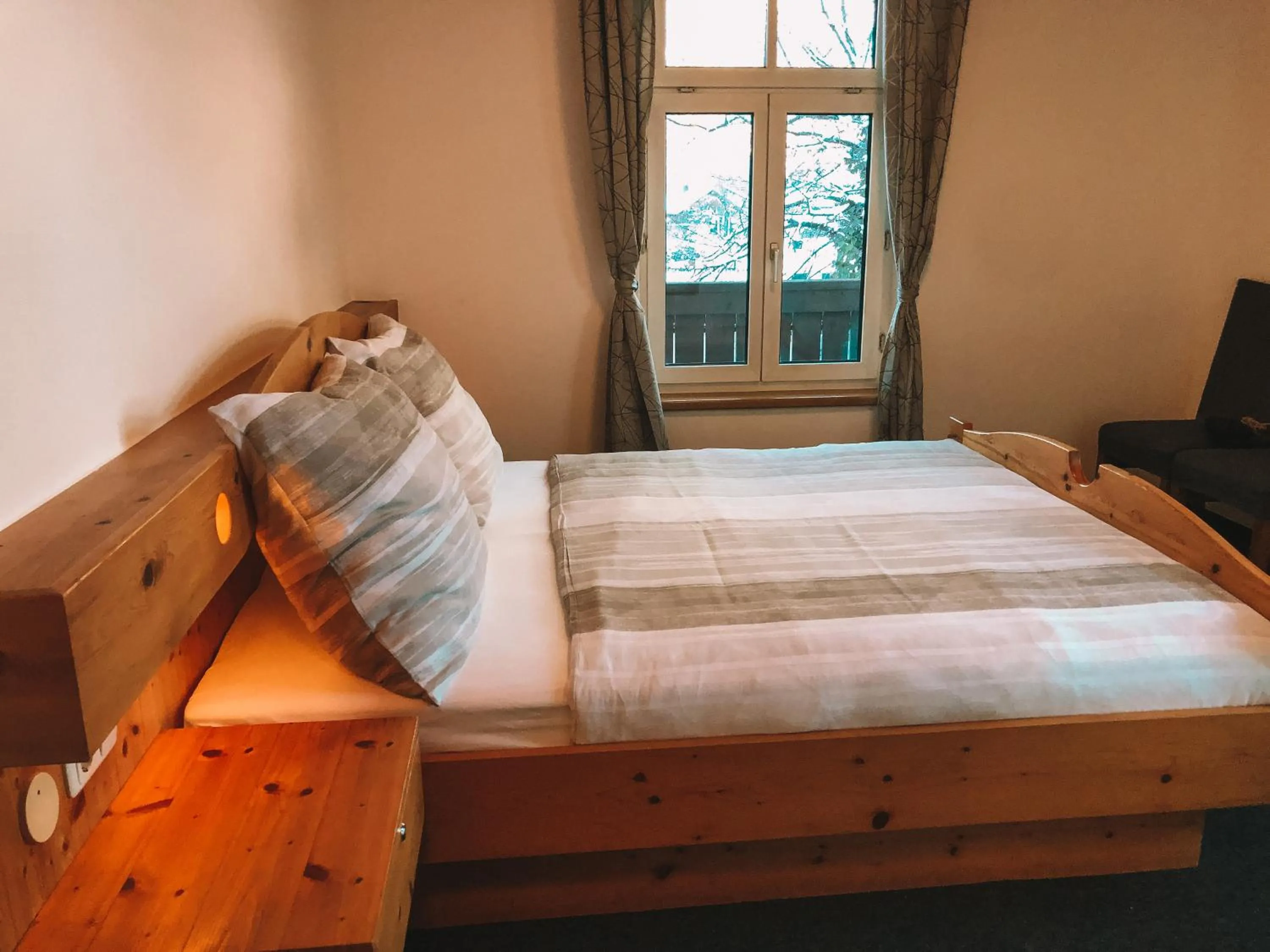 Bed in Green Natural Motel