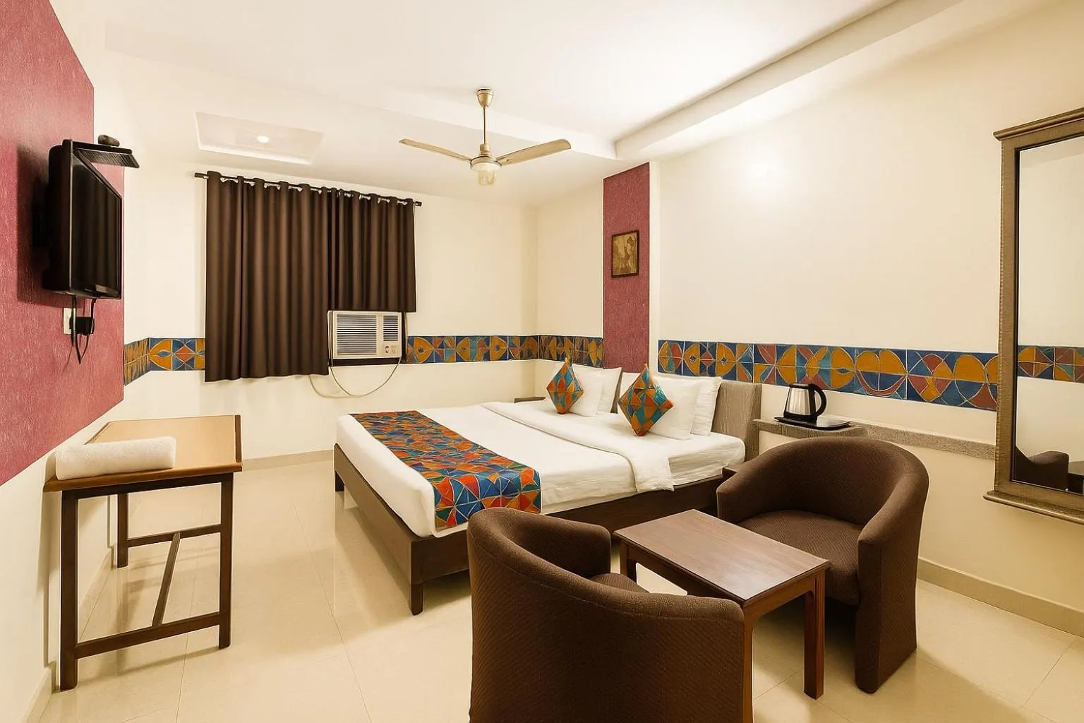 Bed in Hotel Omni Plaza