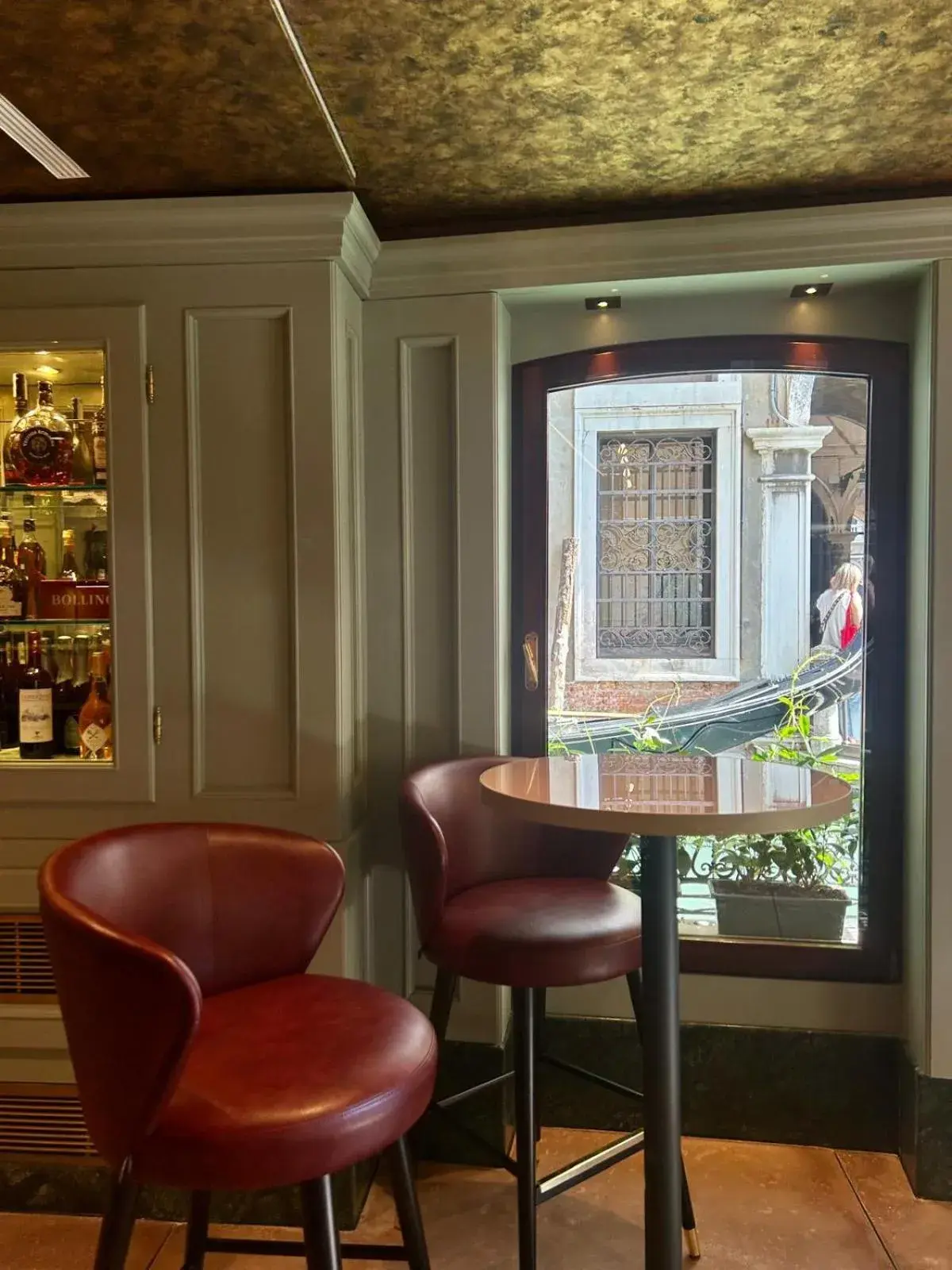 Lounge or bar in Albergo Cavalletto & Doge Orseolo Lounge or bar in Albergo Cavalletto & Doge Orseolo