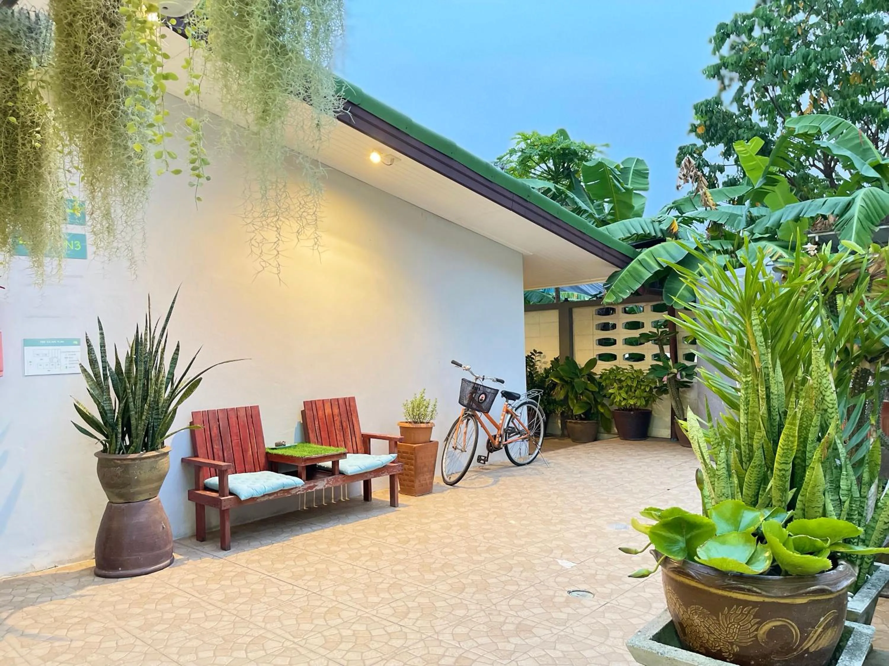 Seating area in Good 9 at Home