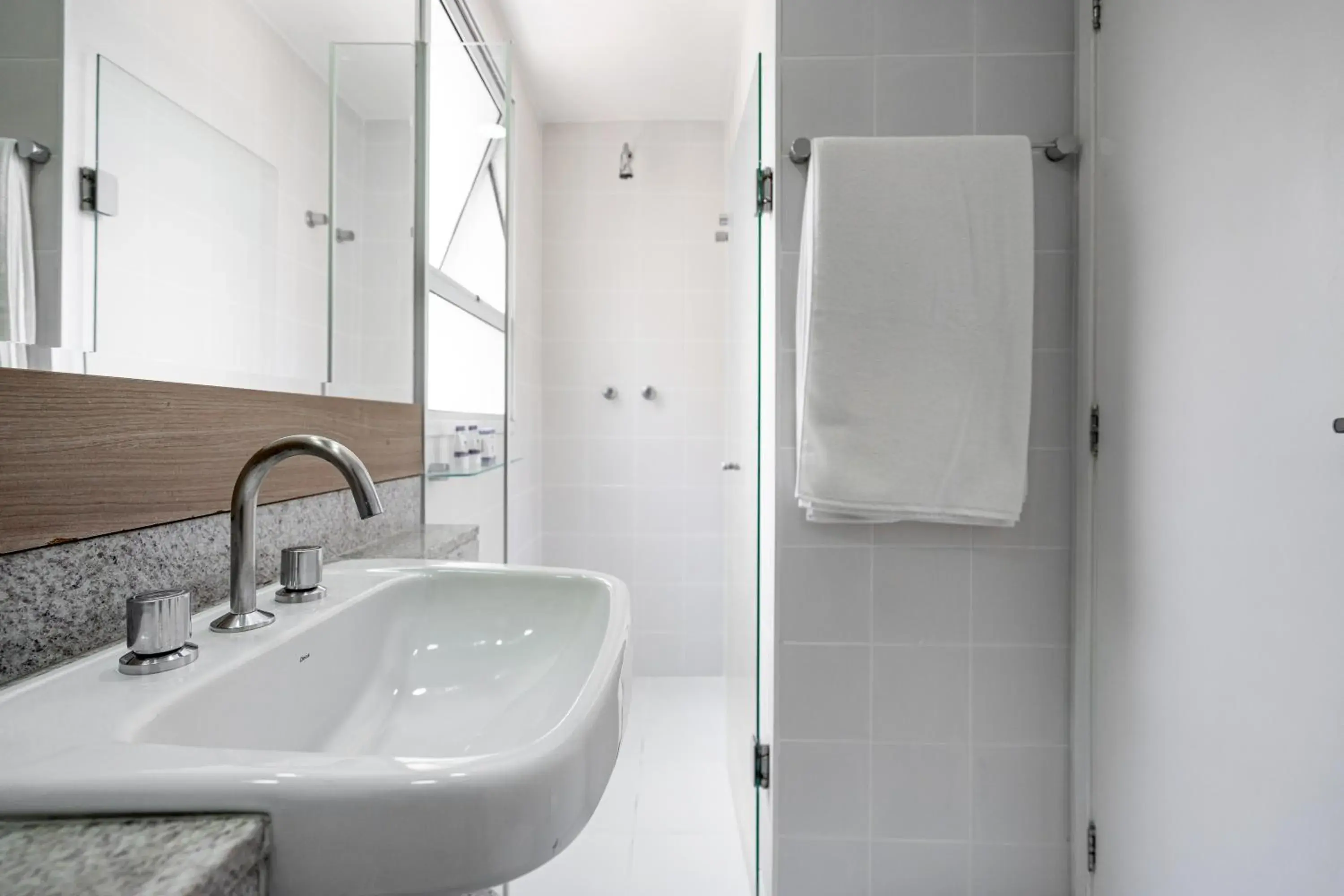 Charlie NYC Berrini Charlie NYC Berrini