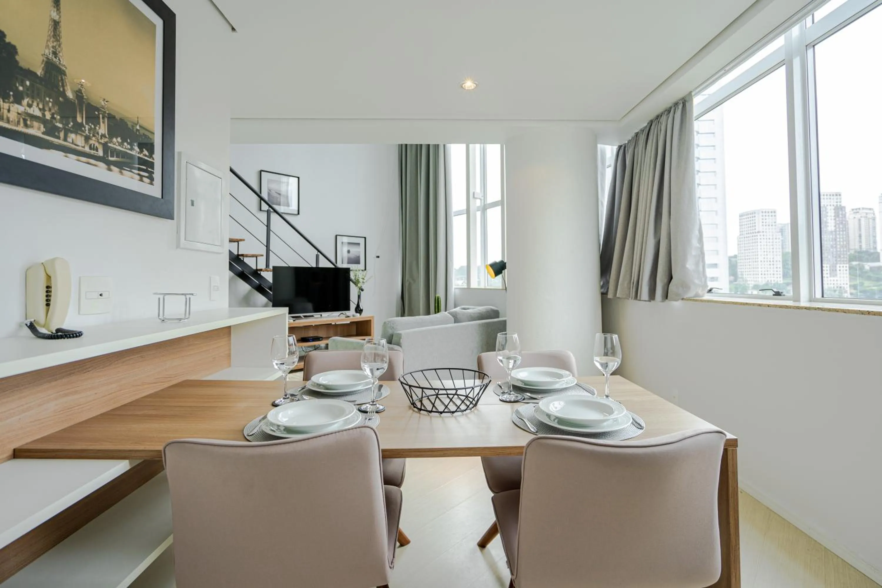 Living room in Charlie NYC Berrini