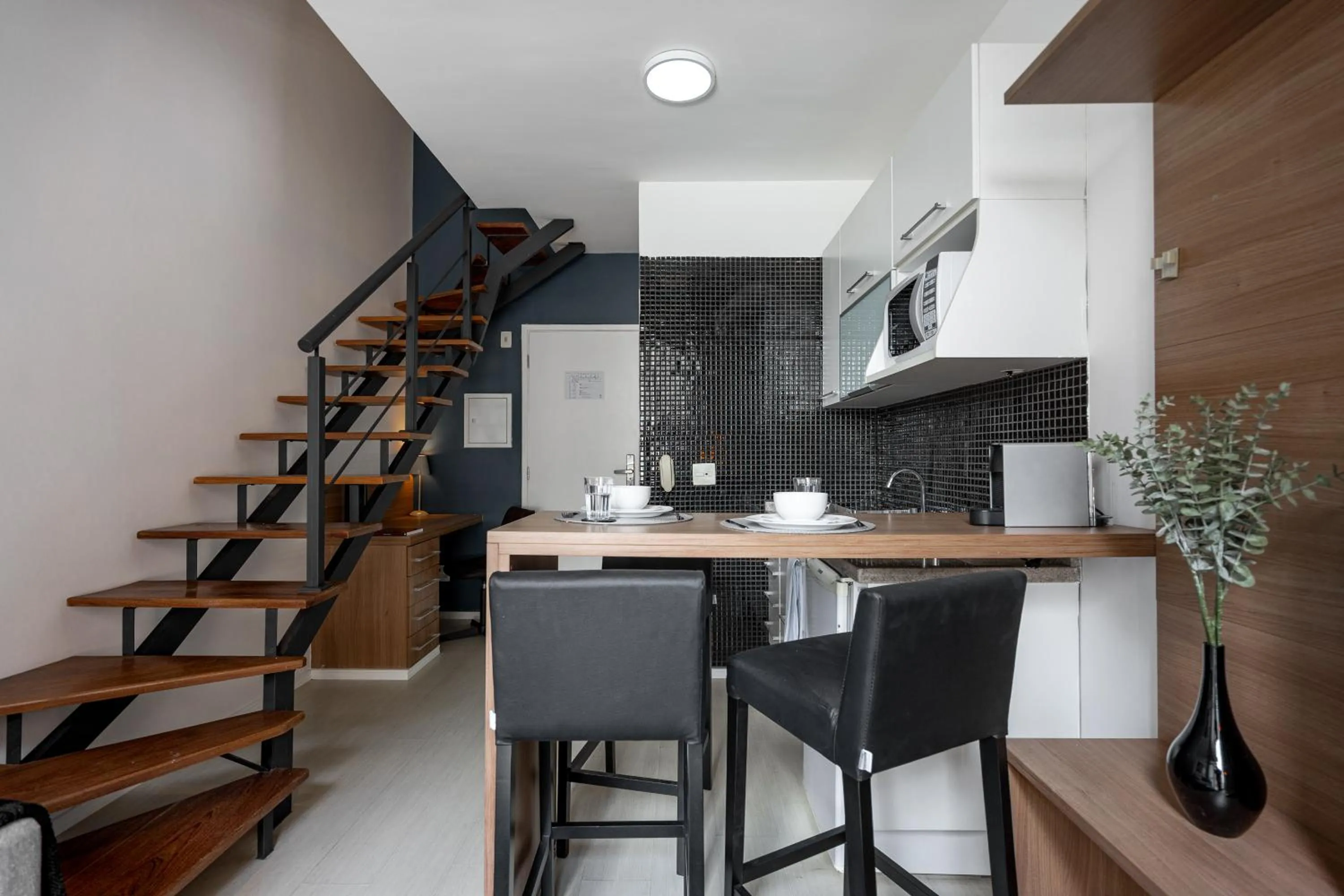 Day in Charlie NYC Berrini