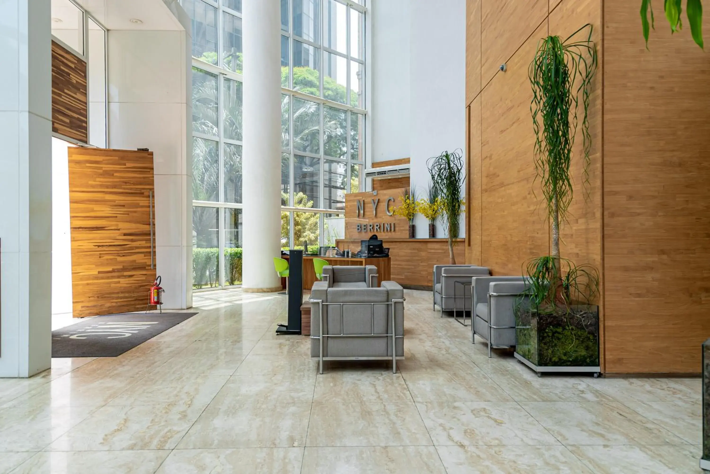 Lobby or reception in Charlie NYC Berrini Lobby or reception in Charlie NYC Berrini