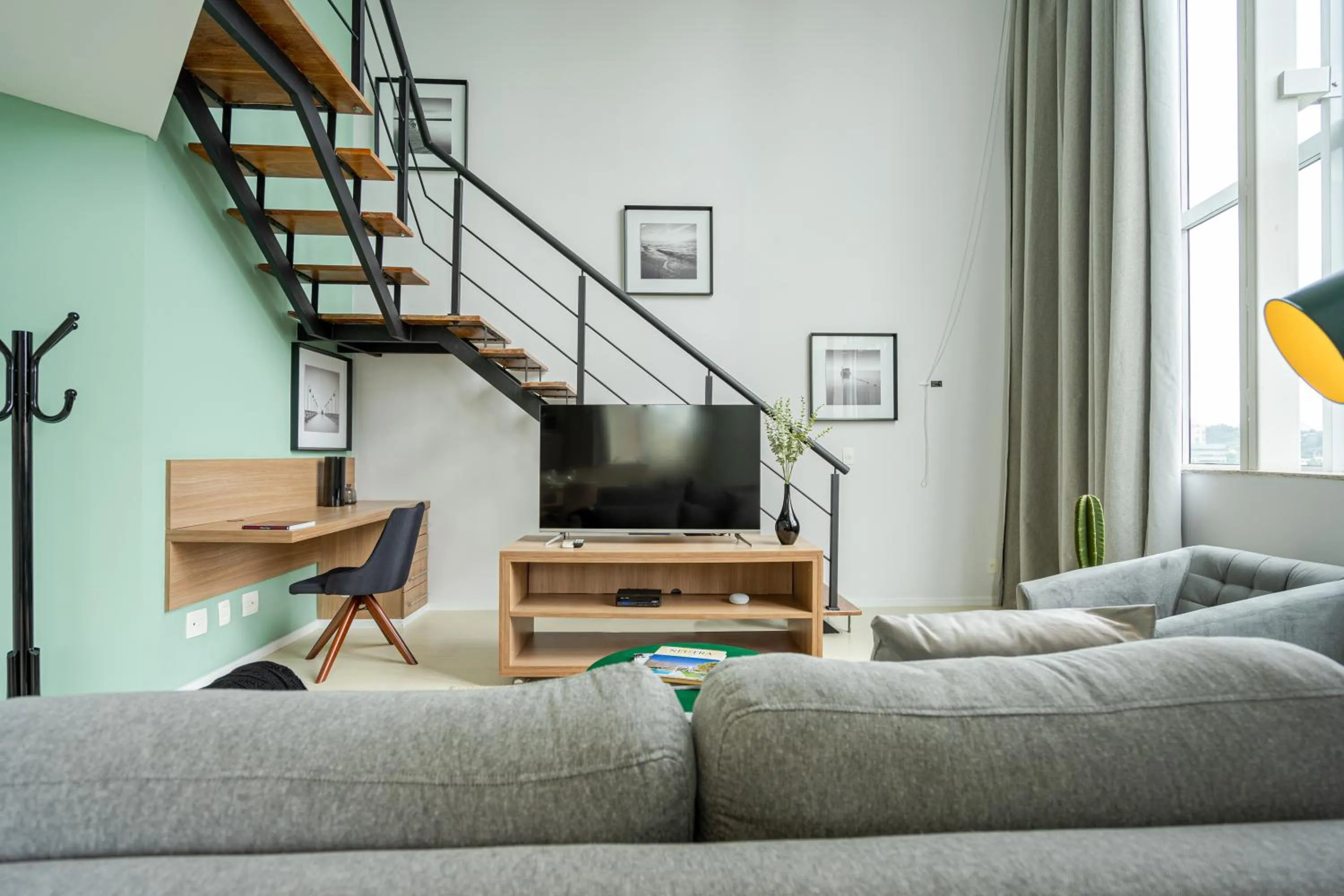 Living room in Charlie NYC Berrini