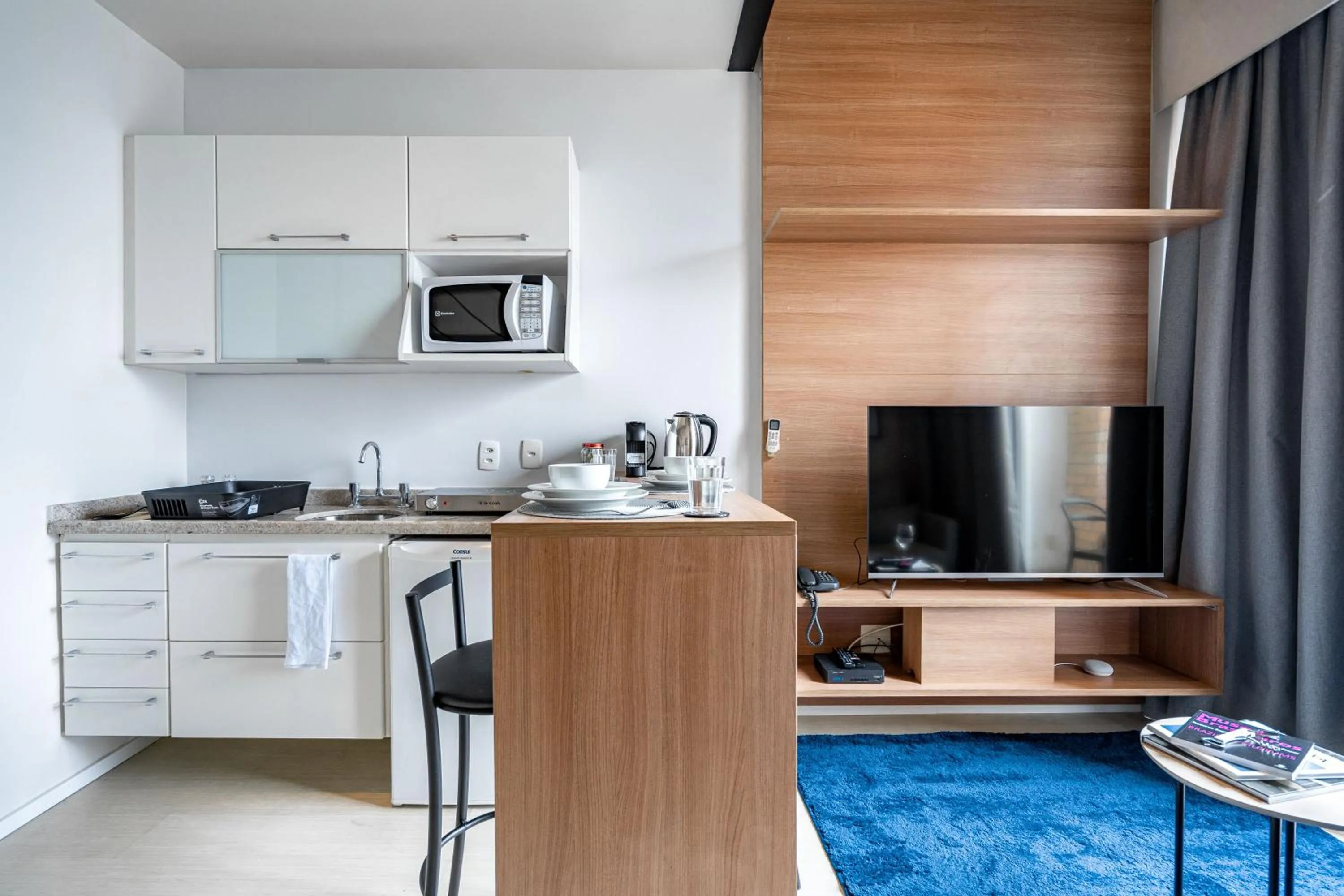 Coffee/tea facilities in Charlie NYC Berrini