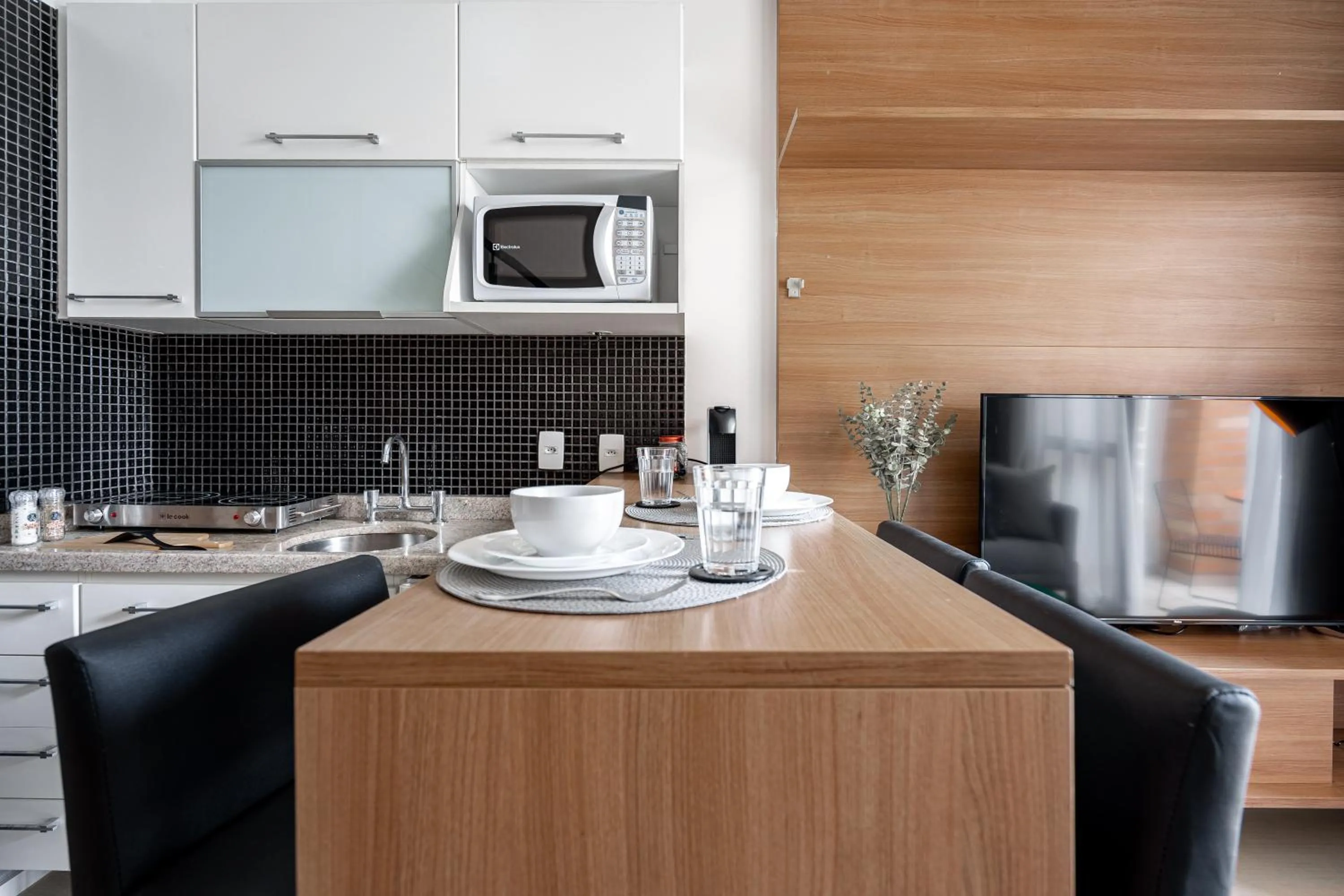 Day in Charlie NYC Berrini