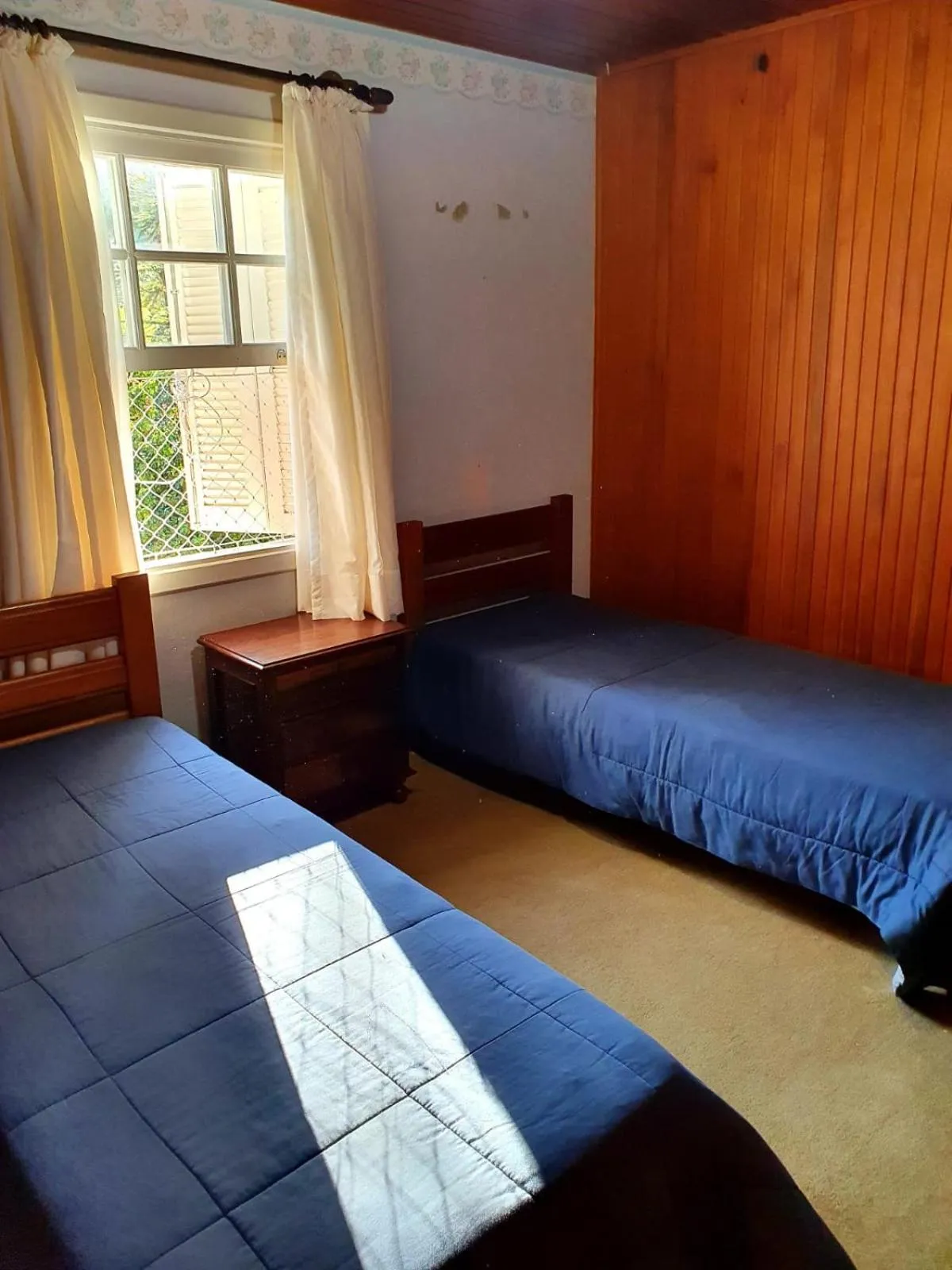 Bedroom, Bed in Colônia SAA