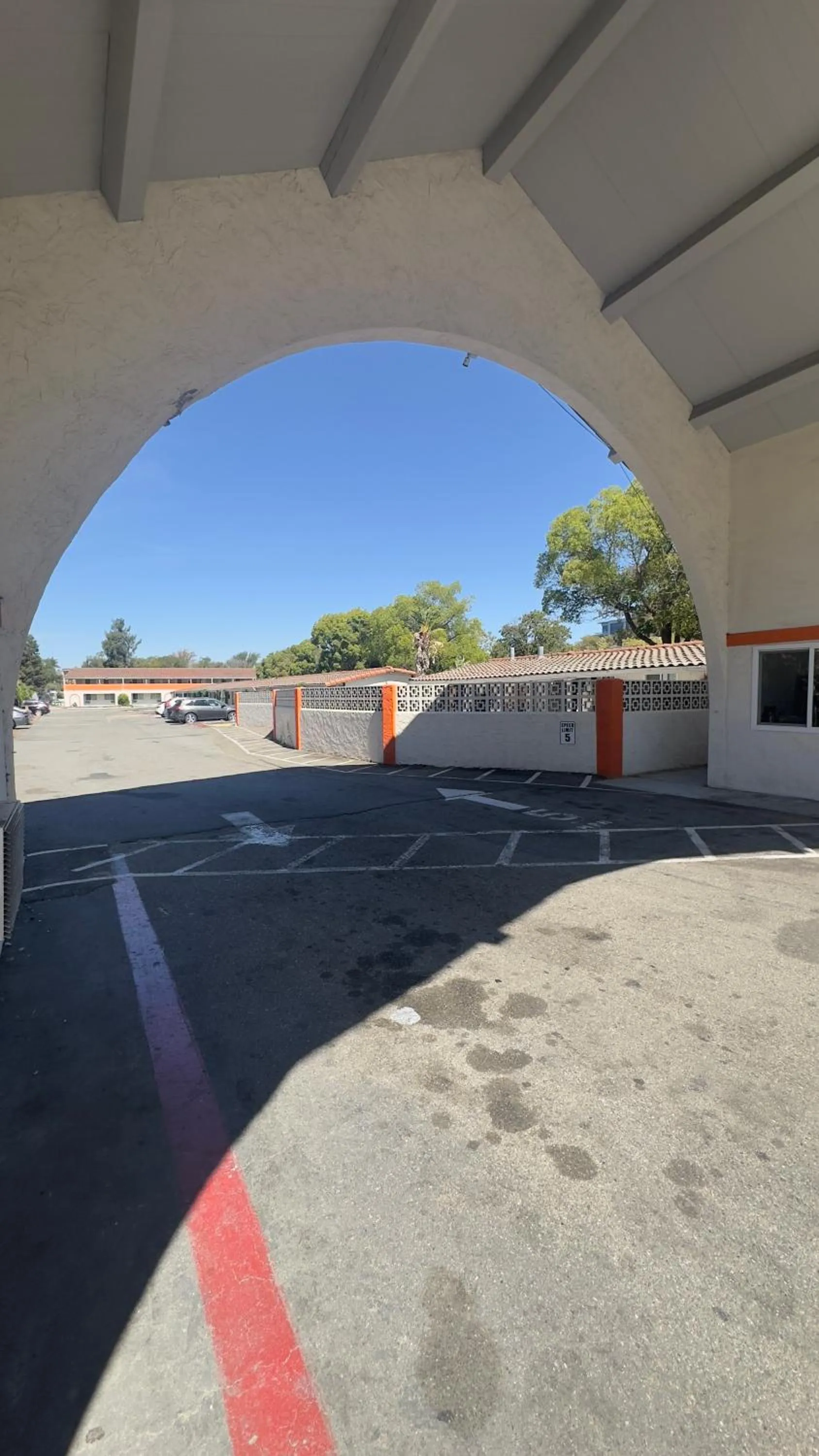 Facade/entrance in Super 8 by Wyndham San Jose Airport