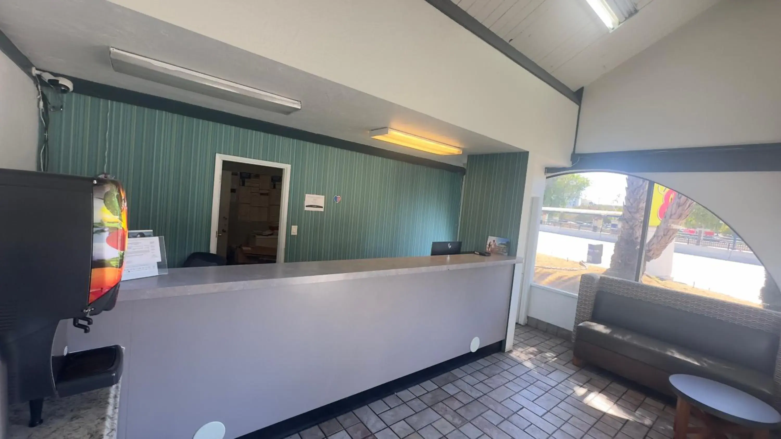 Lobby or reception in Super 8 by Wyndham San Jose Airport Lobby or reception in Super 8 by Wyndham San Jose Airport
