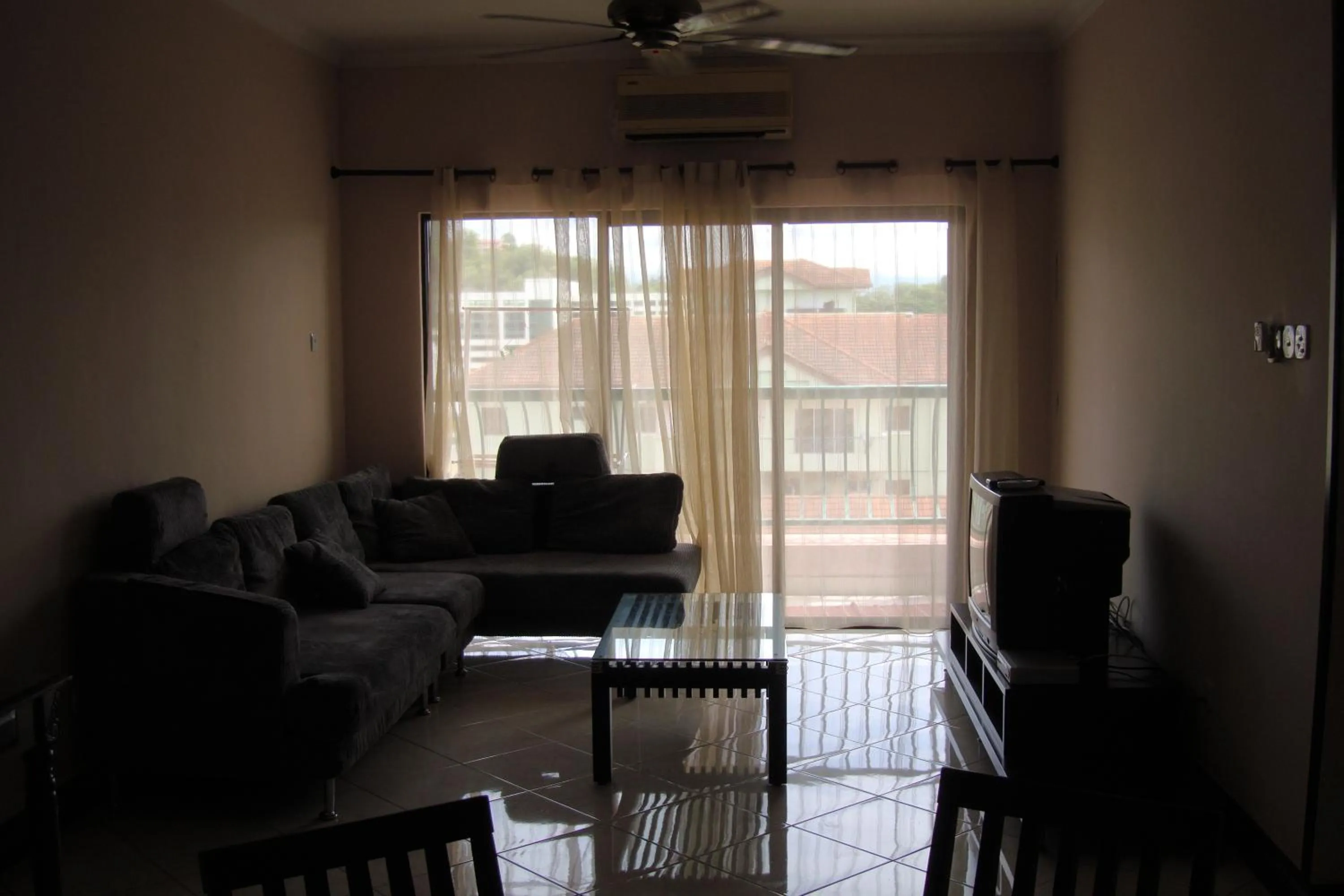 Living room in Dorcas Service Apartment - Marina Court