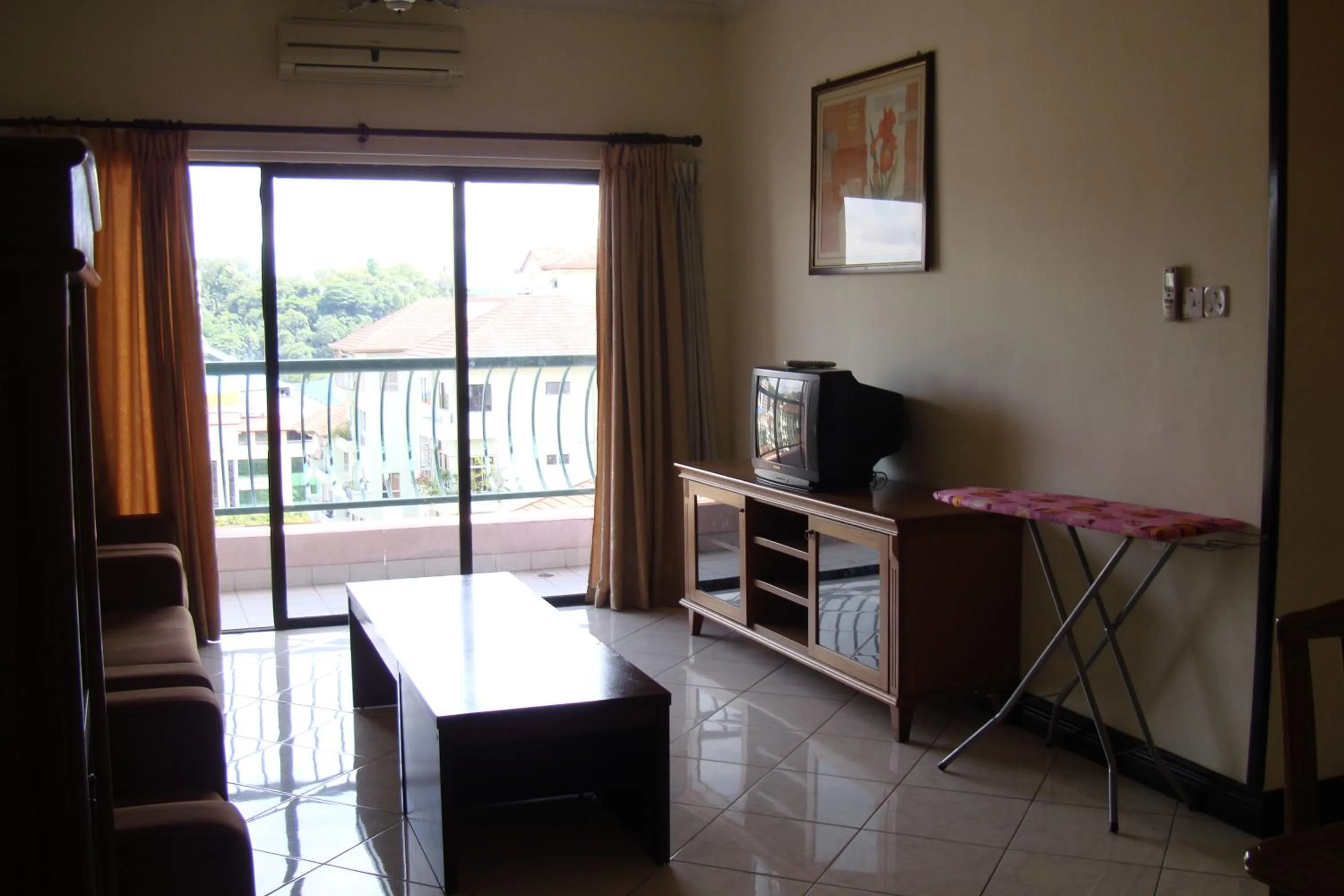 Living room in Dorcas Service Apartment - Marina Court