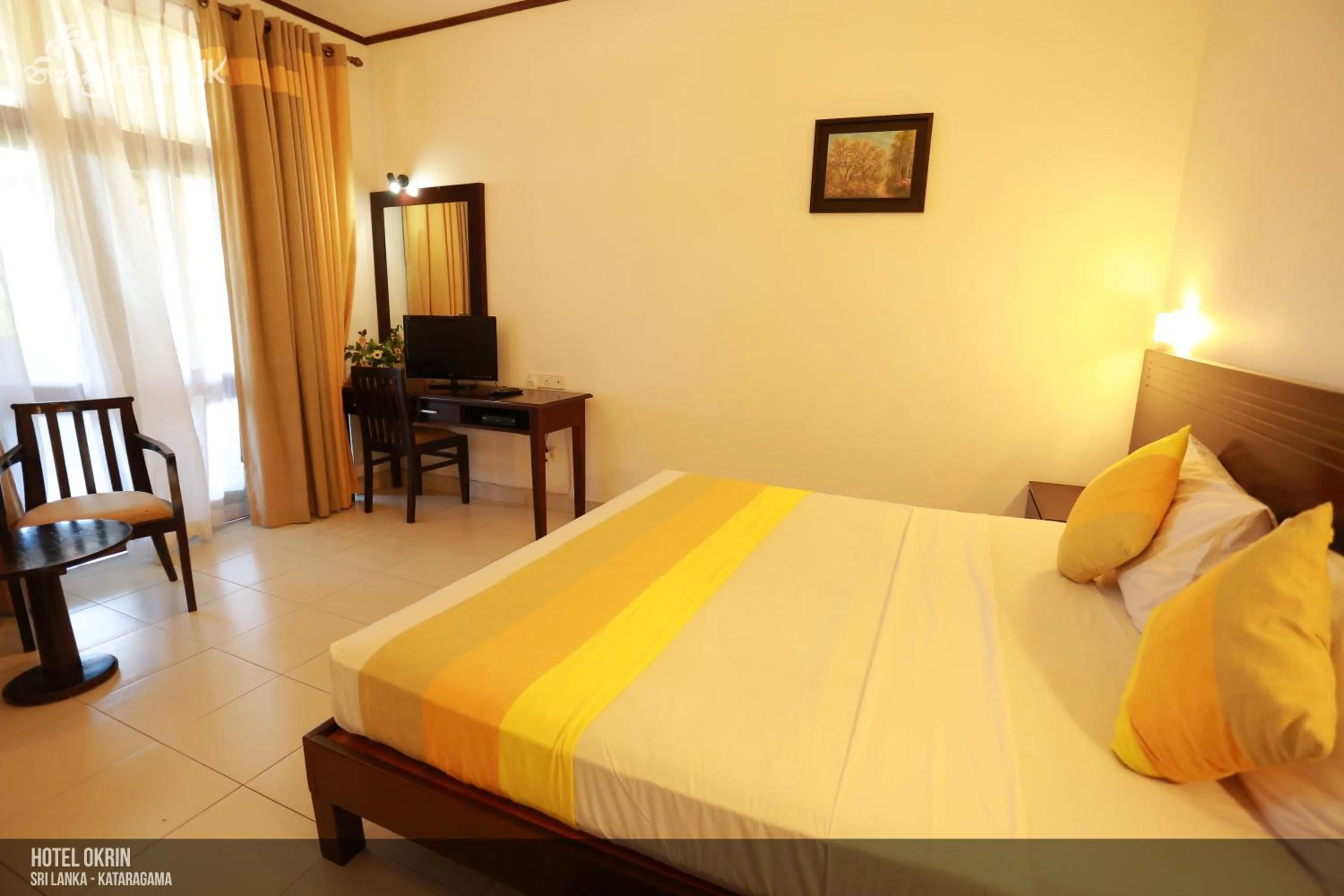 Photo of the whole room, Bed in Lavendish Okrin Hotel