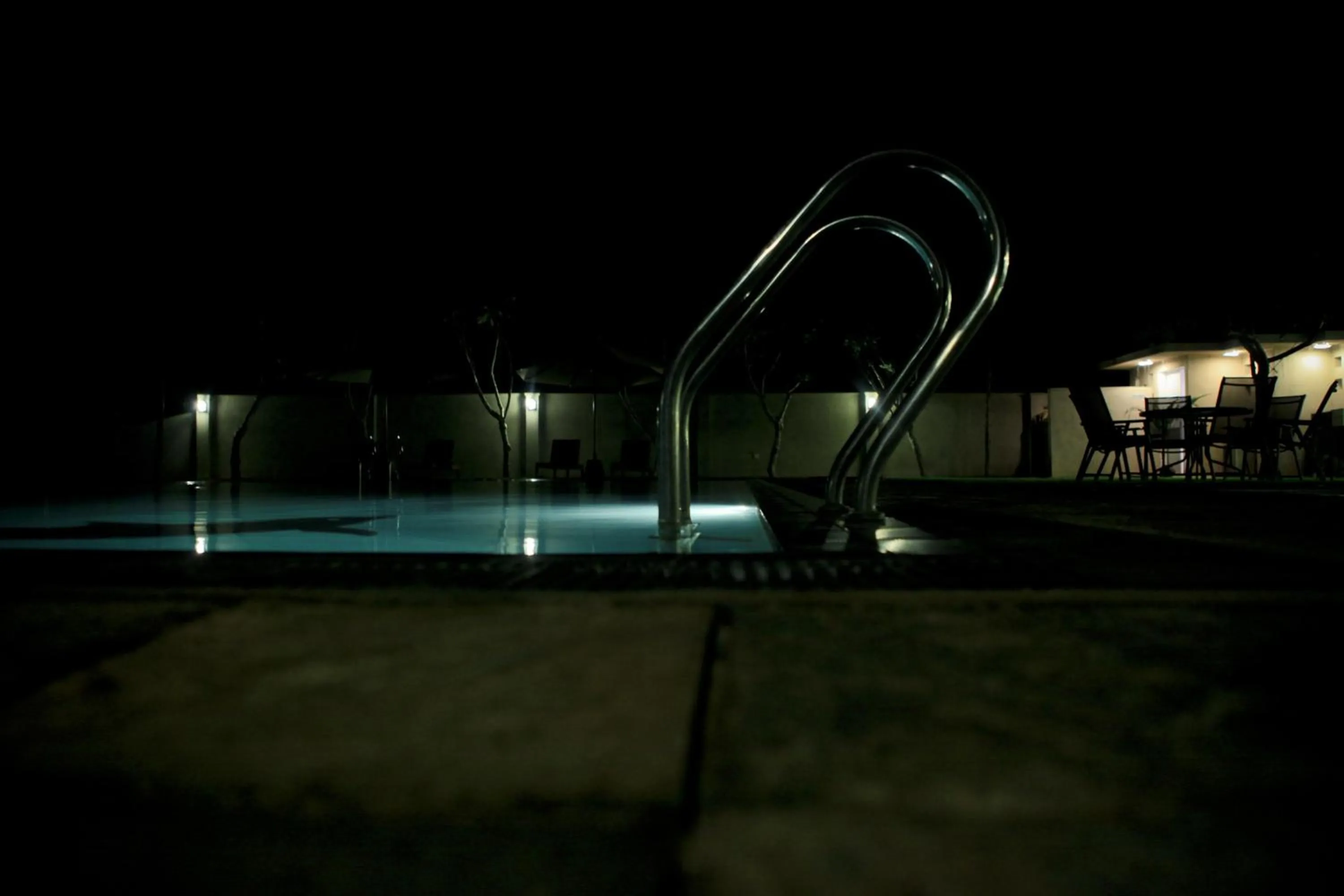 Swimming pool in Lavendish Okrin Hotel