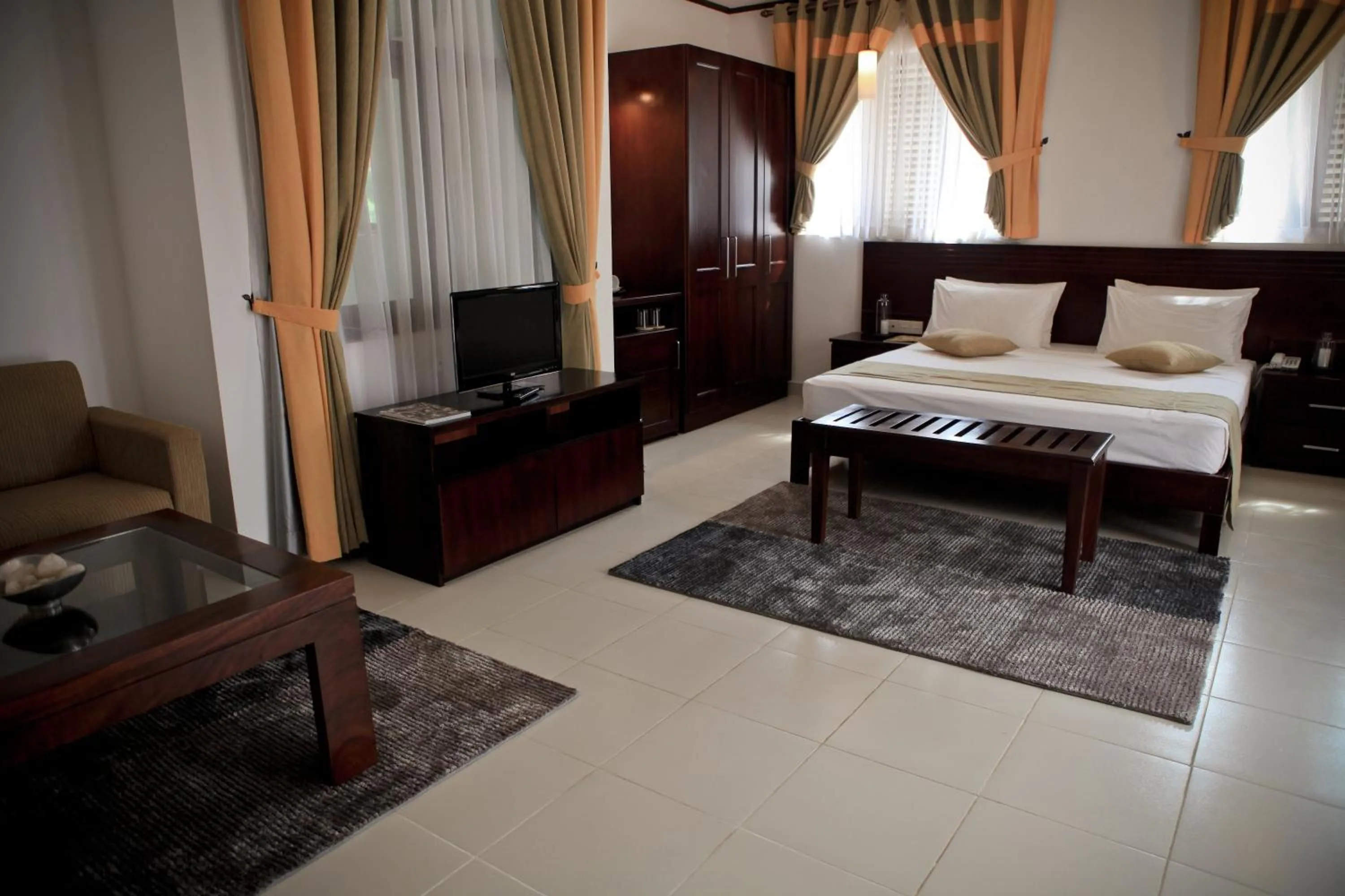 Photo of the whole room, Bed in Lavendish Okrin Hotel