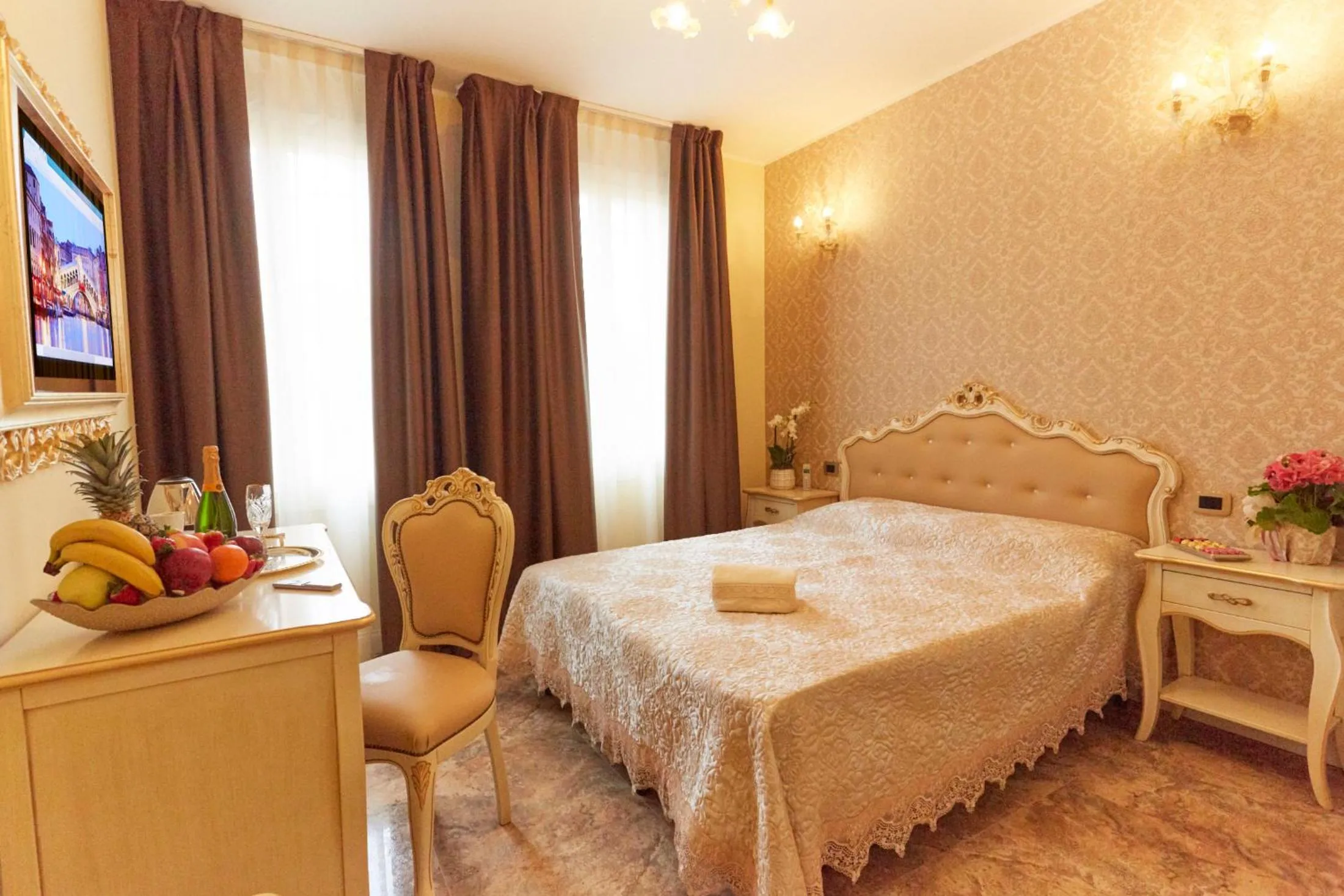 Bedroom, Bed in New Reiter Hotel