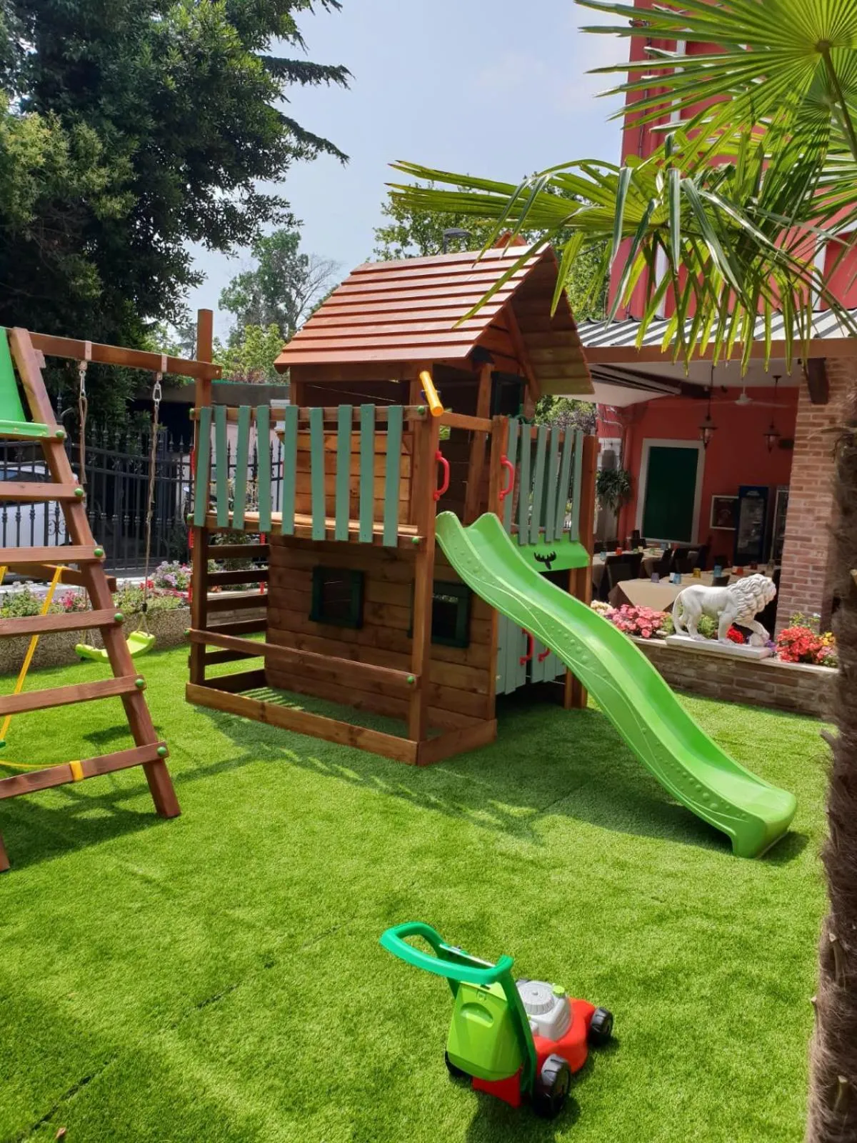 Children play ground in New Reiter Hotel