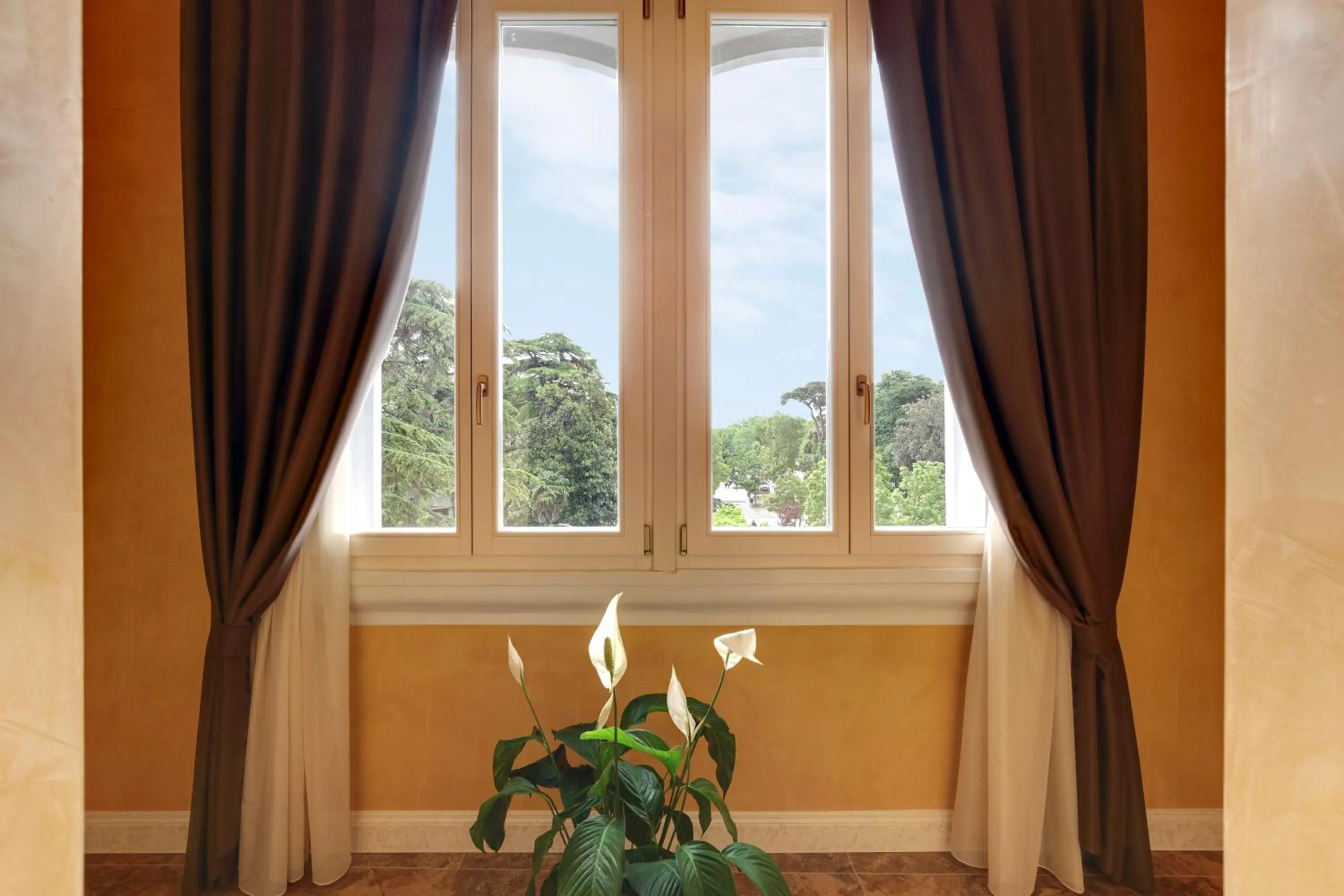 Garden view in New Reiter Hotel