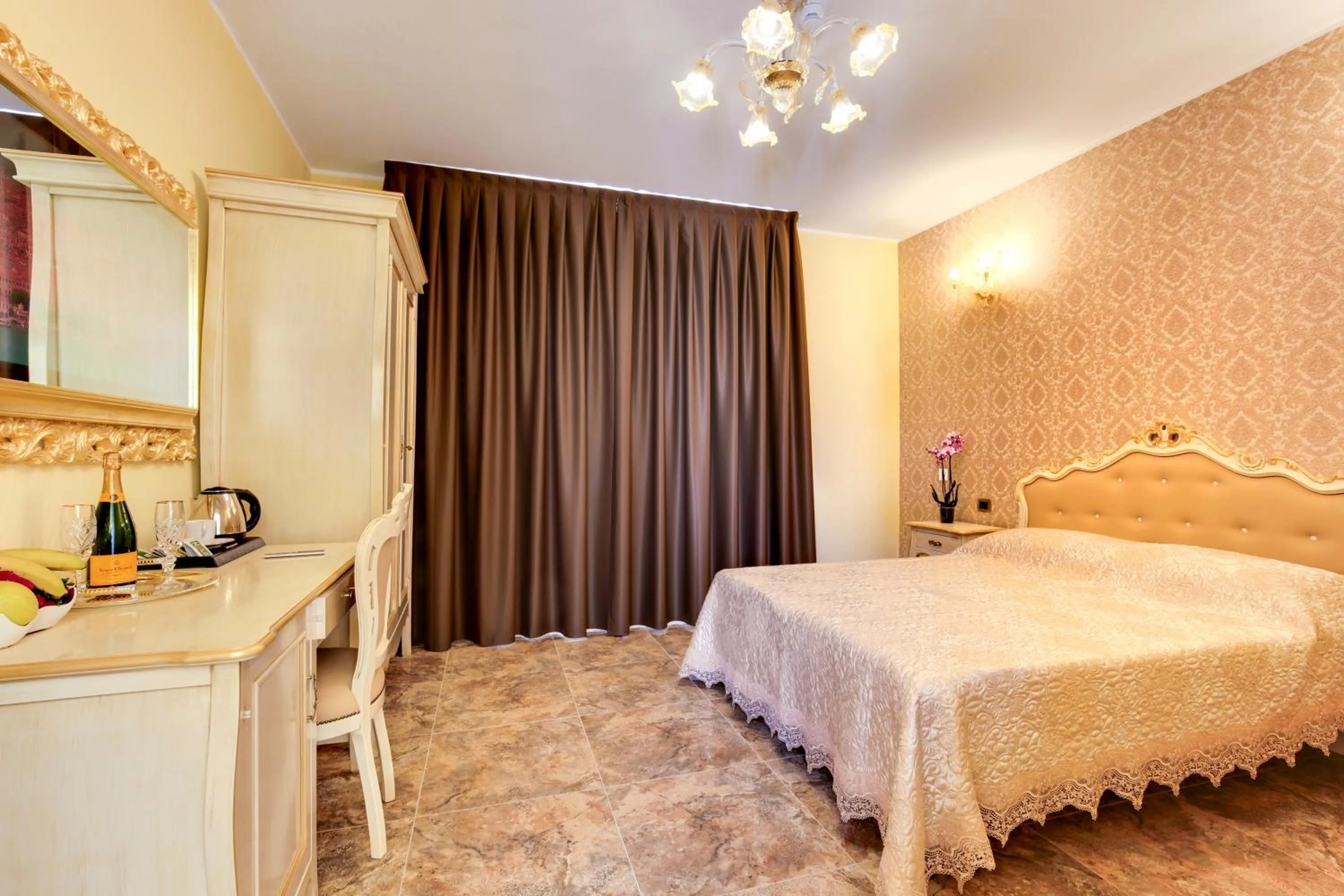 Bedroom, Bed in New Reiter Hotel