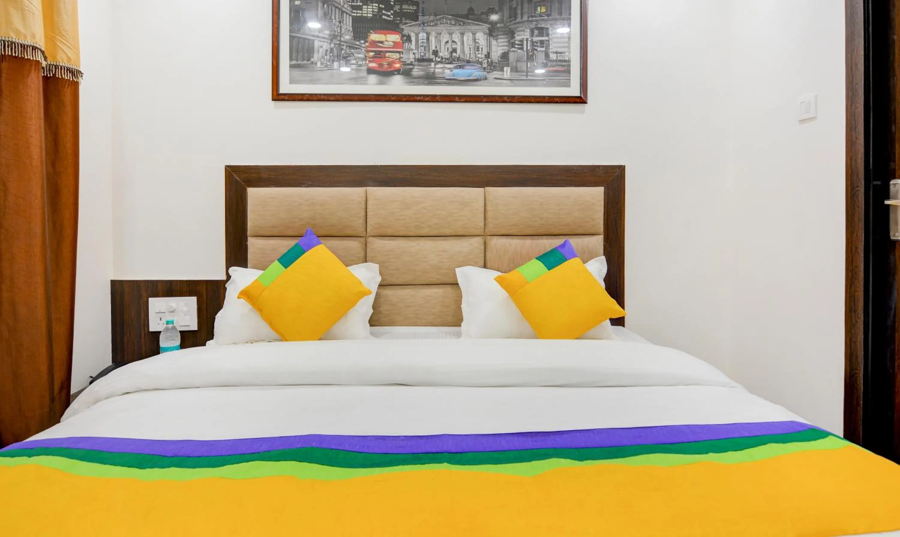 Bedroom, Bed in Itsy Hotels K K Residency Staywell