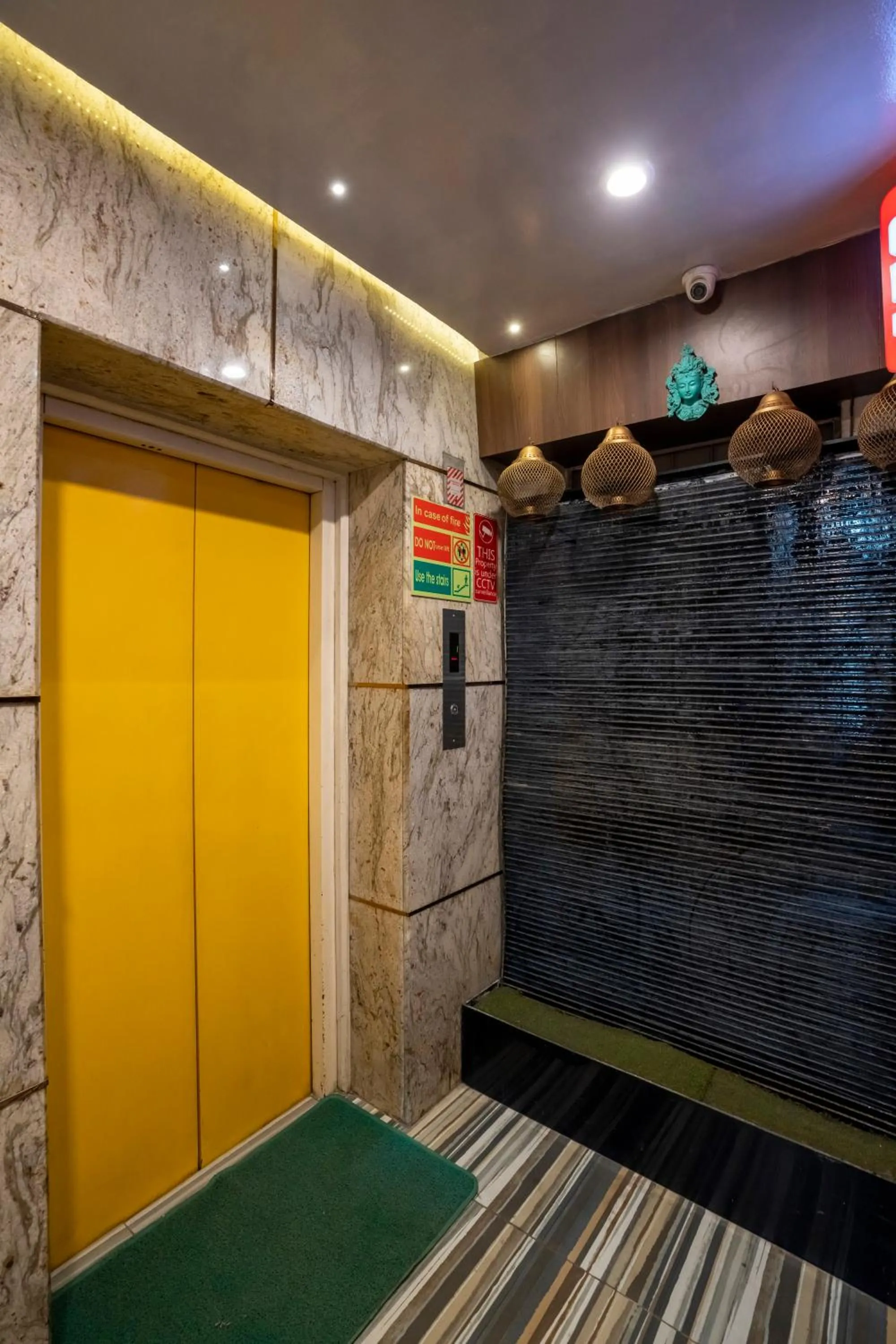 Bed in Aishwarya Suites